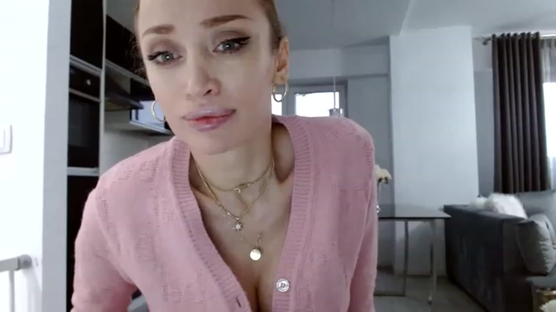 Gallery image thumbnail from Anayys's myfreecams stream on, 02/05/2023, 14:35 image 10 of 20