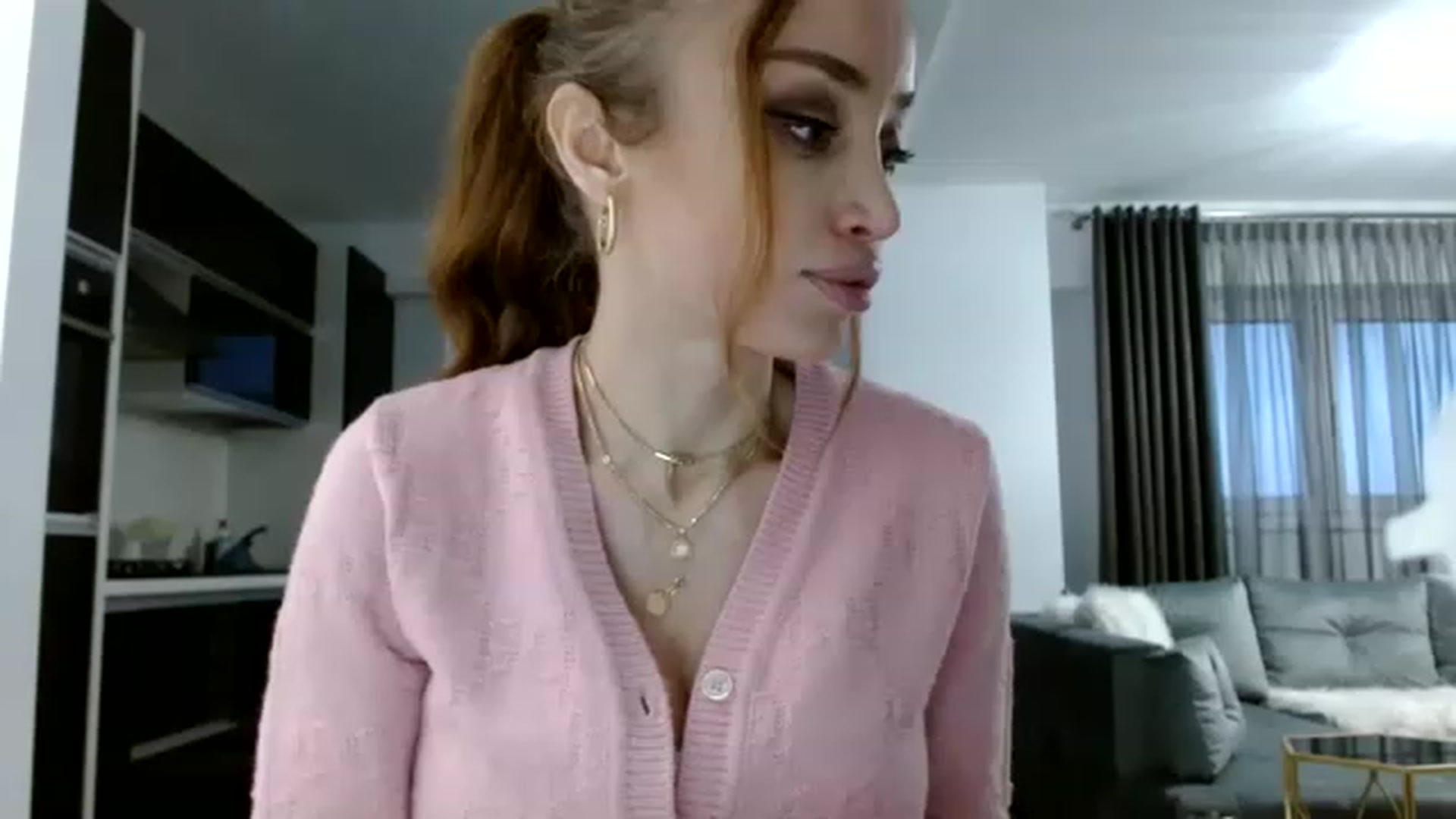 Gallery image thumbnail from Anayys's myfreecams stream on, 02/05/2023, 15:39 image 7 of 20