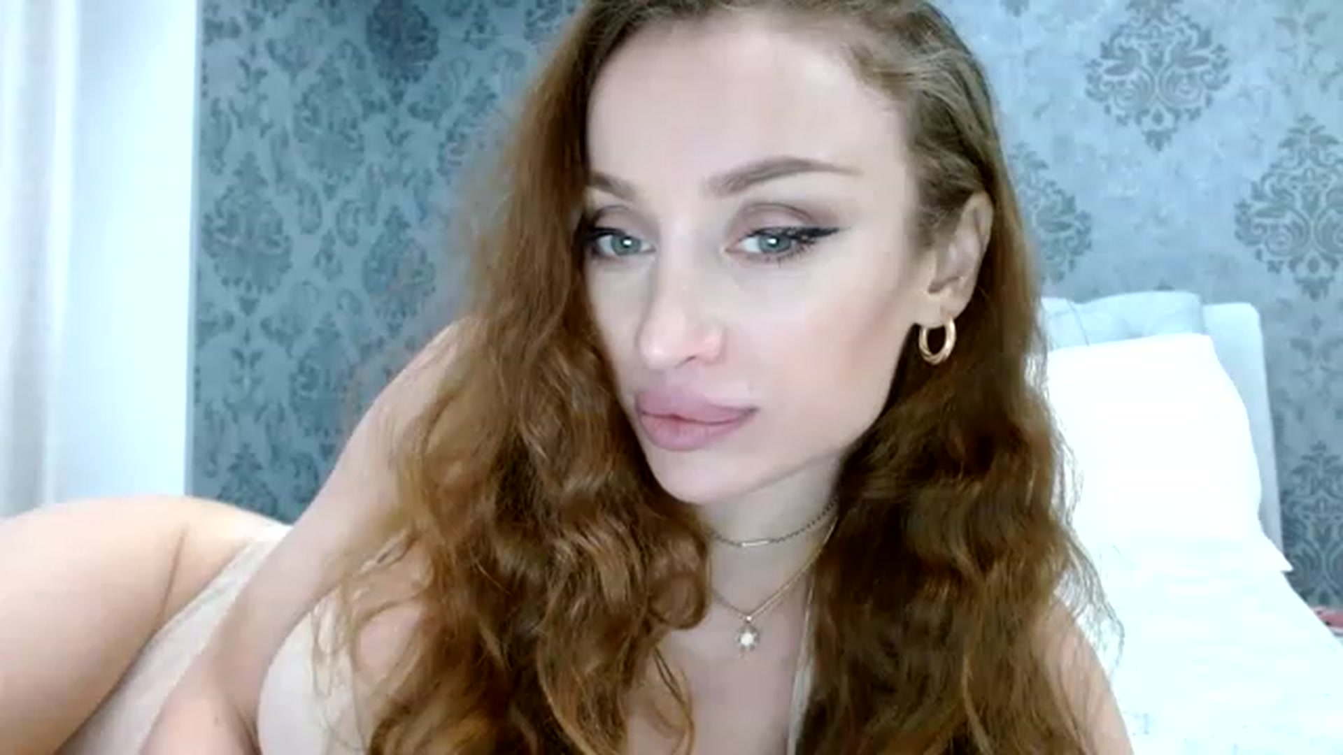Gallery image thumbnail from Anayys's myfreecams stream on, 02/06/2023, 17:12 image 5 of 20