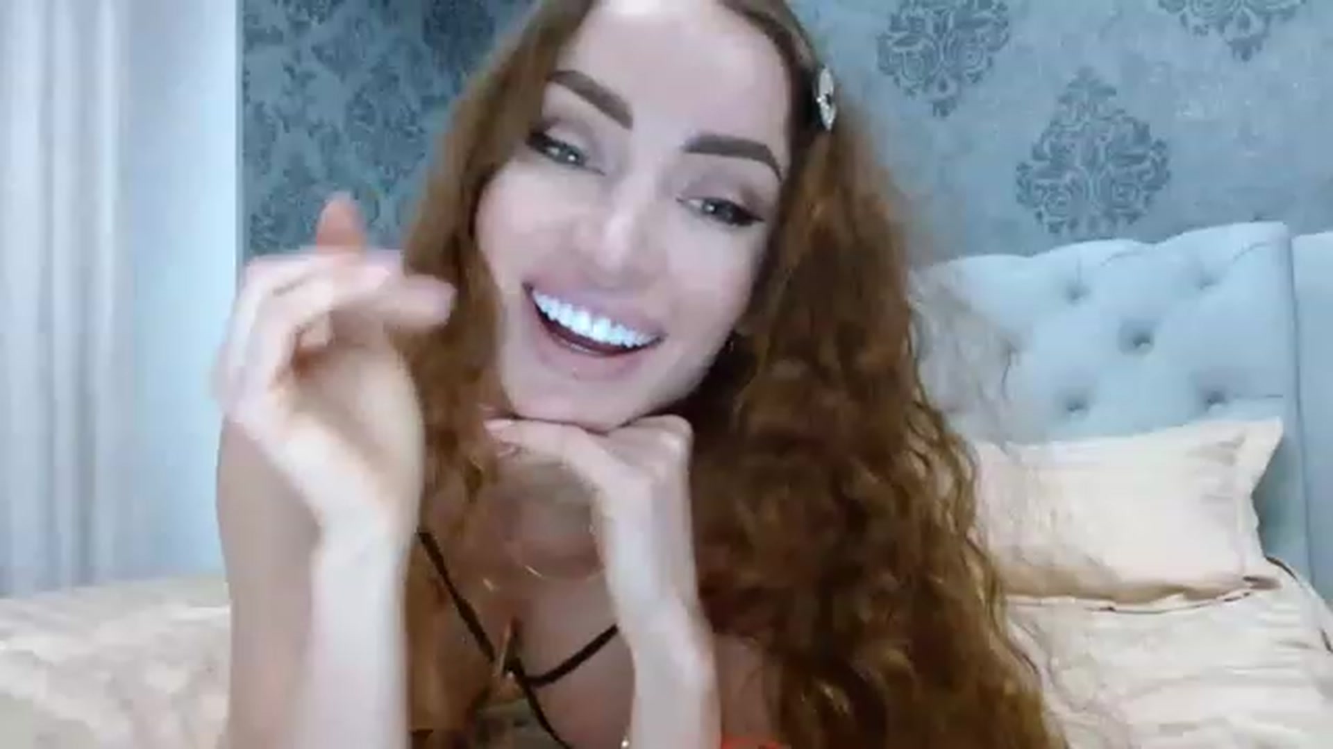 Gallery image thumbnail from Anayys's myfreecams stream on, 03/14/2023, 24:02 image 3 of 20