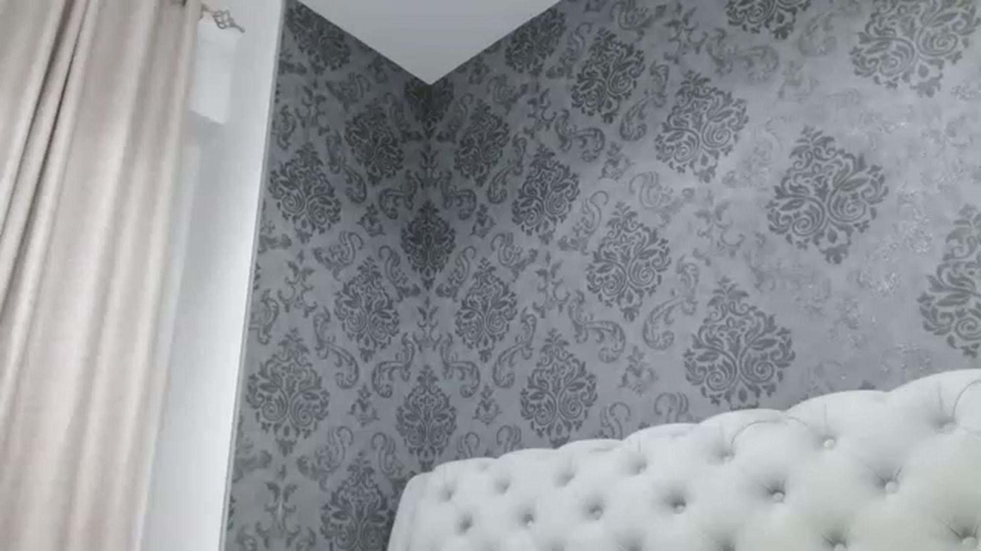 Gallery image thumbnail from Anayys's myfreecams stream on, 04/16/2023, 24:01 image 8 of 20