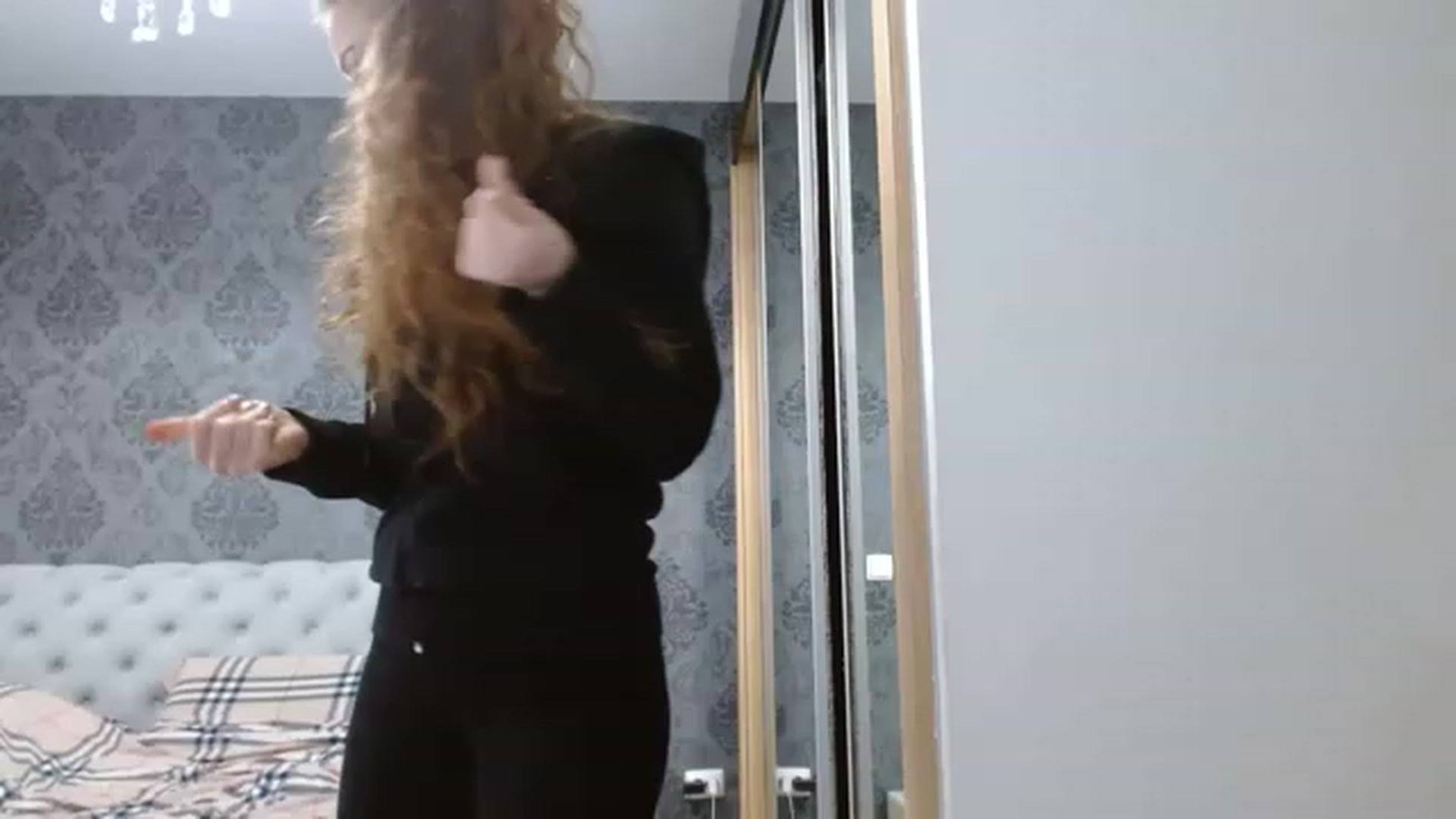Gallery image thumbnail from Anayys's myfreecams stream on, 04/22/2023, 16:05 image 20 of 20