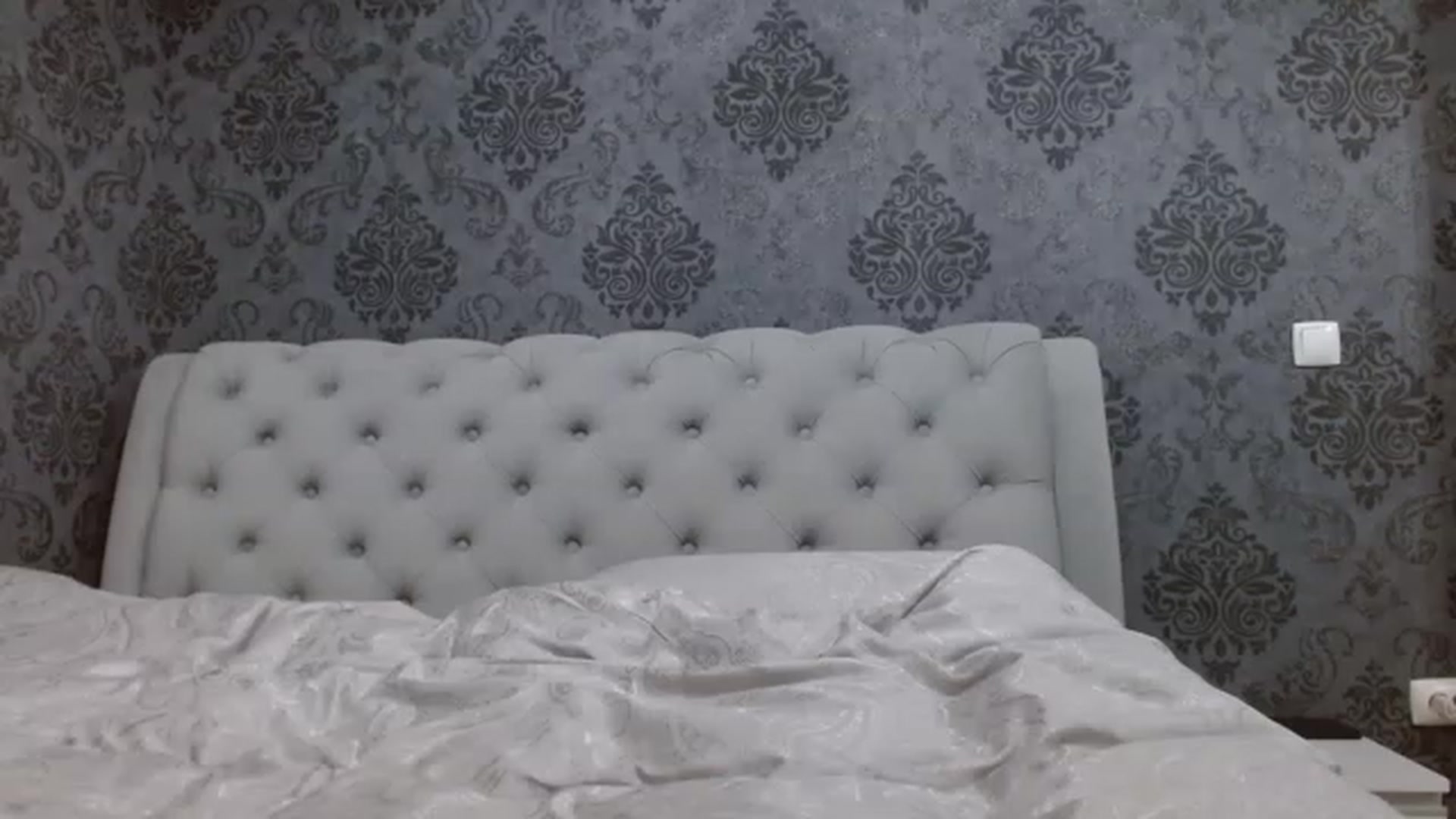 Gallery image thumbnail from Anayys's myfreecams stream on, 05/13/2023, 20:11 image 2 of 20