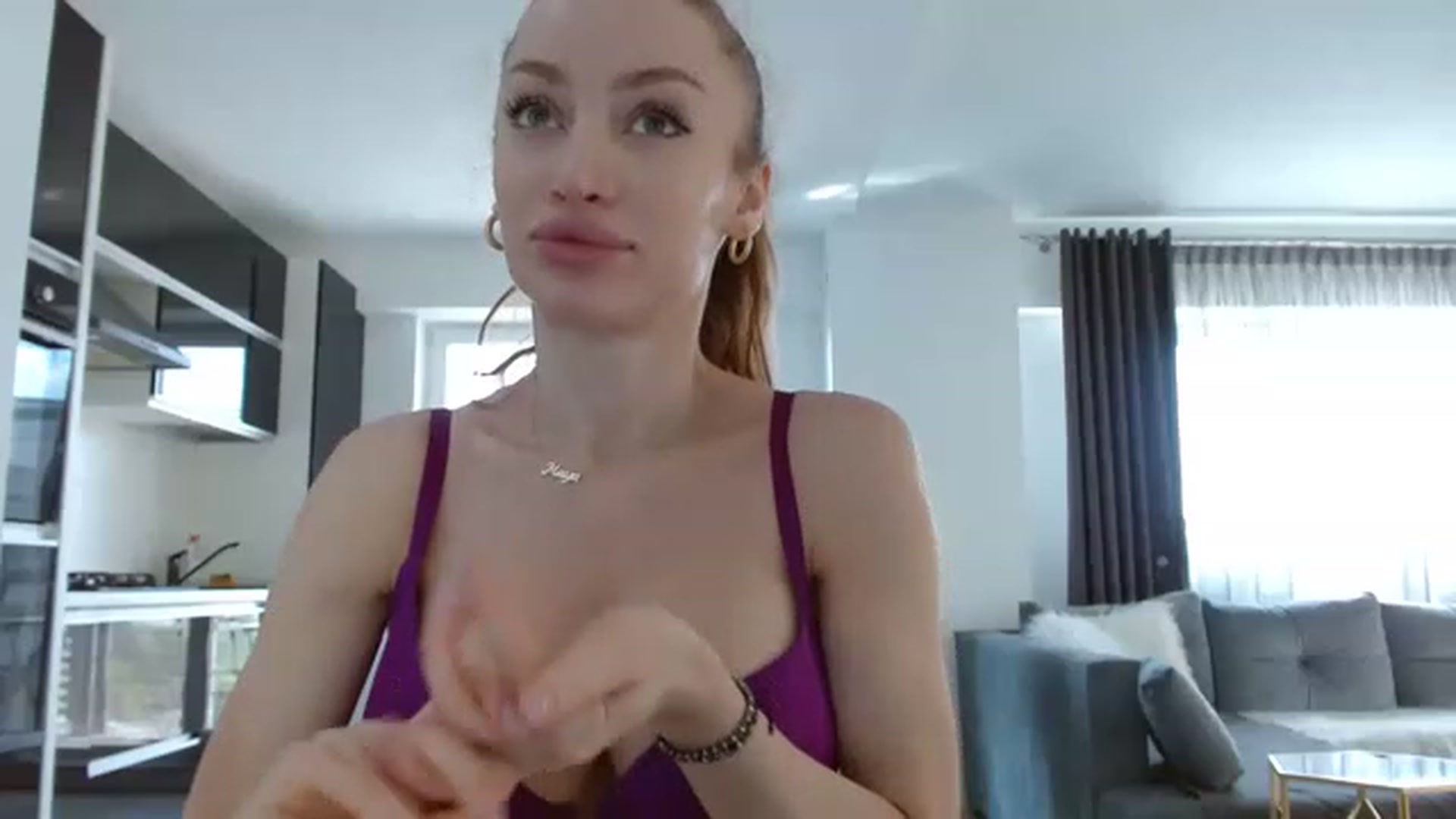 Gallery image thumbnail from Anayys's myfreecams stream on, 05/26/2023, 12:41 image 17 of 20