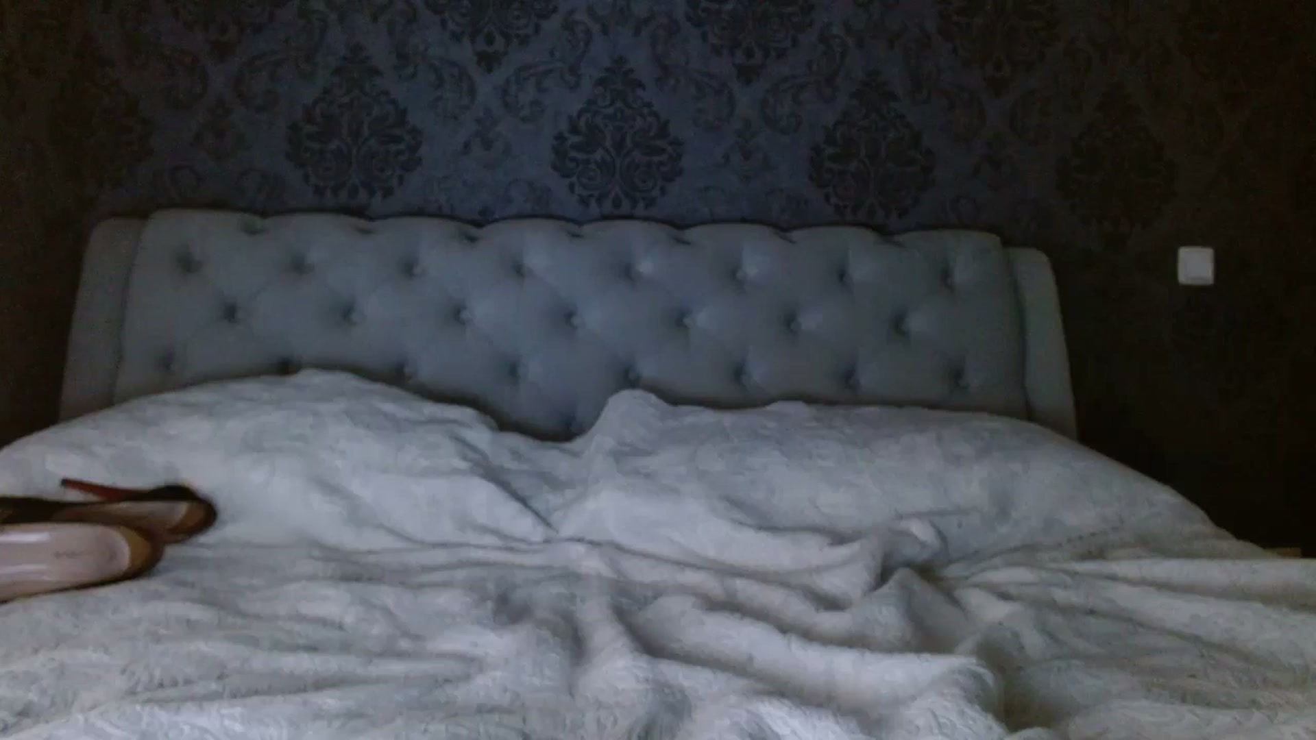 Gallery image thumbnail from Anayys's myfreecams stream on, 06/25/2023, 15:21 image 10 of 20