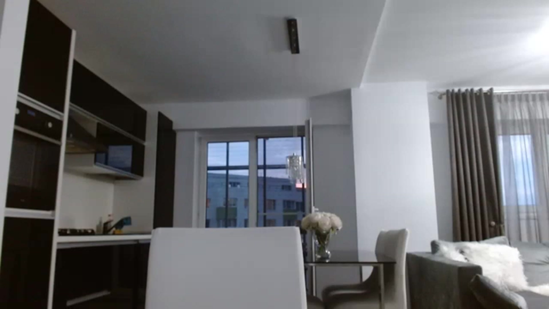 Gallery image thumbnail from Anayys's myfreecams stream on, 06/25/2023, 18:22 image 17 of 20