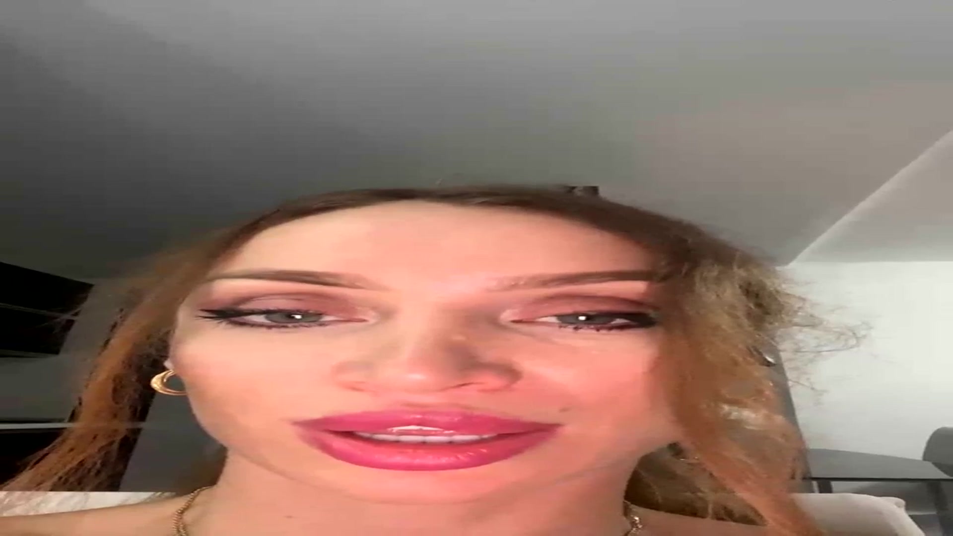 Gallery image thumbnail from Anayys's myfreecams stream on, 07/04/2023, 24:41 image 20 of 20