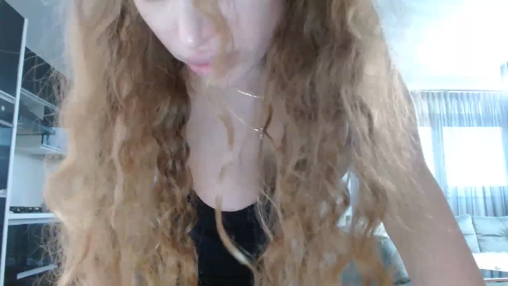 Gallery image thumbnail from Anayys's myfreecams stream on, 07/05/2023, 18:12 image 3 of 20