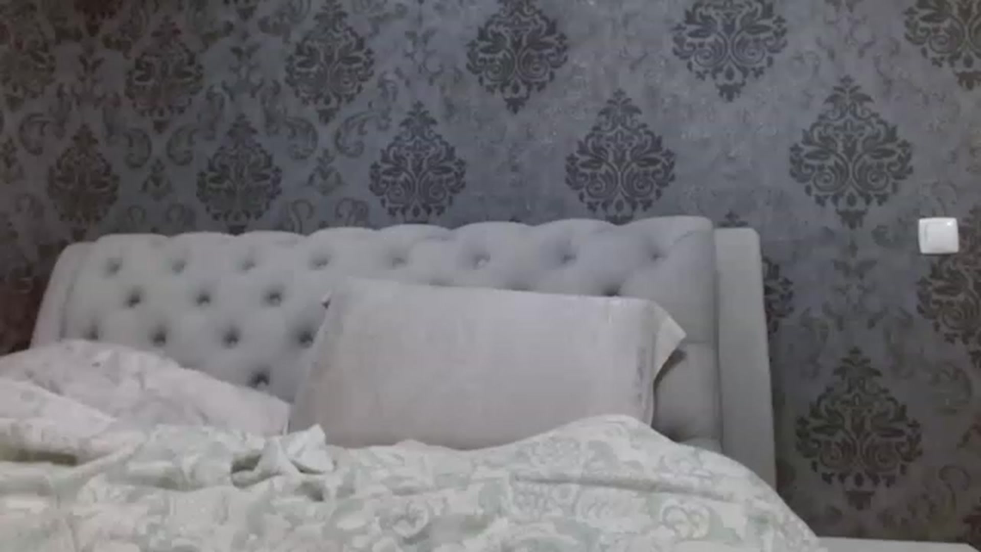 Gallery image thumbnail from Anayys's myfreecams stream on, 07/17/2023, 23:36 image 8 of 20