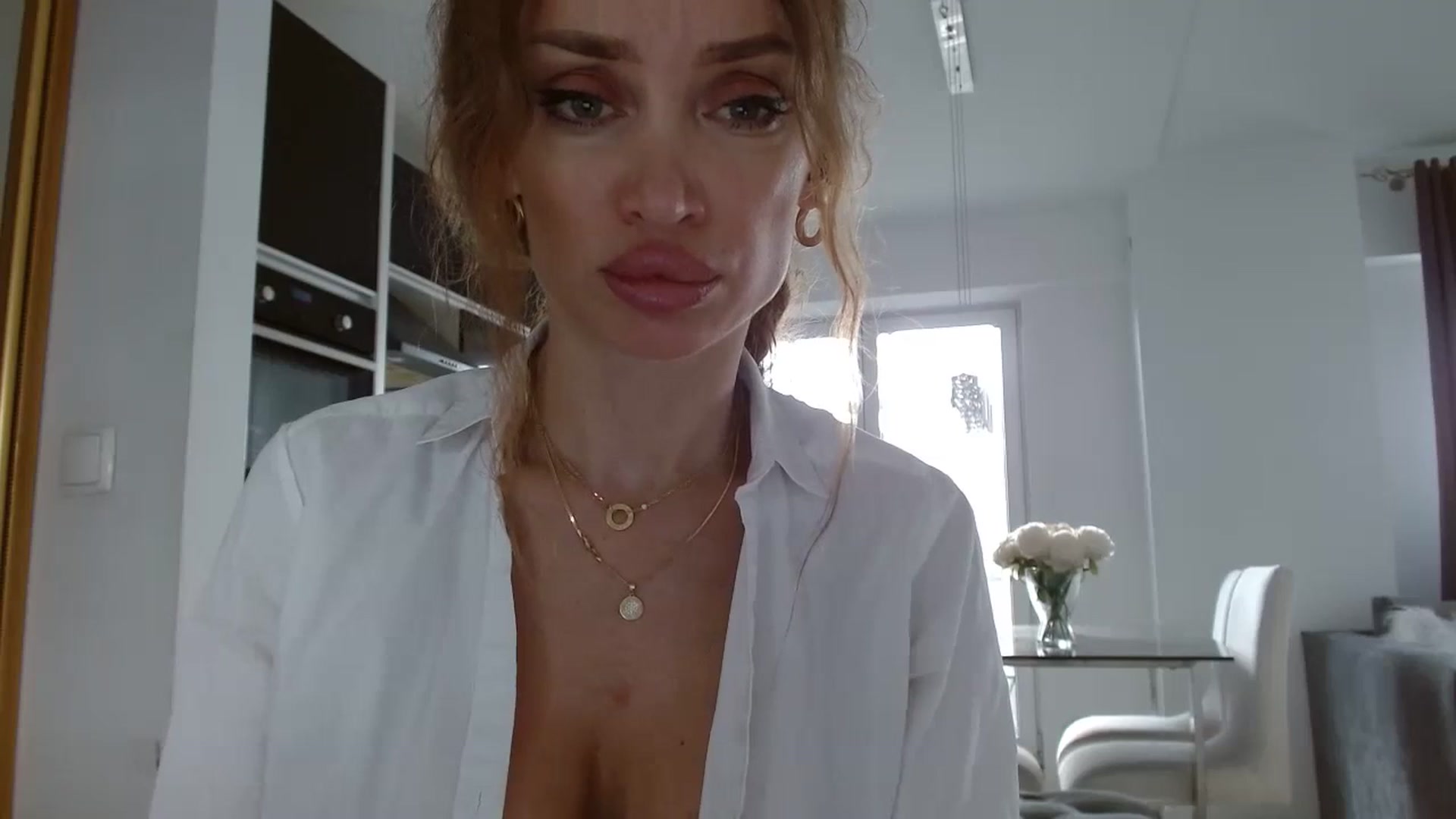 Gallery image thumbnail from Anayys's myfreecams stream on, 07/21/2023, 15:50 image 7 of 20