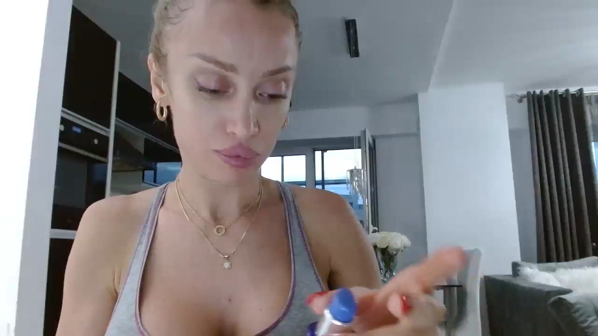 Gallery image thumbnail from Anayys's myfreecams stream on, 07/23/2023, 03:05 image 17 of 20