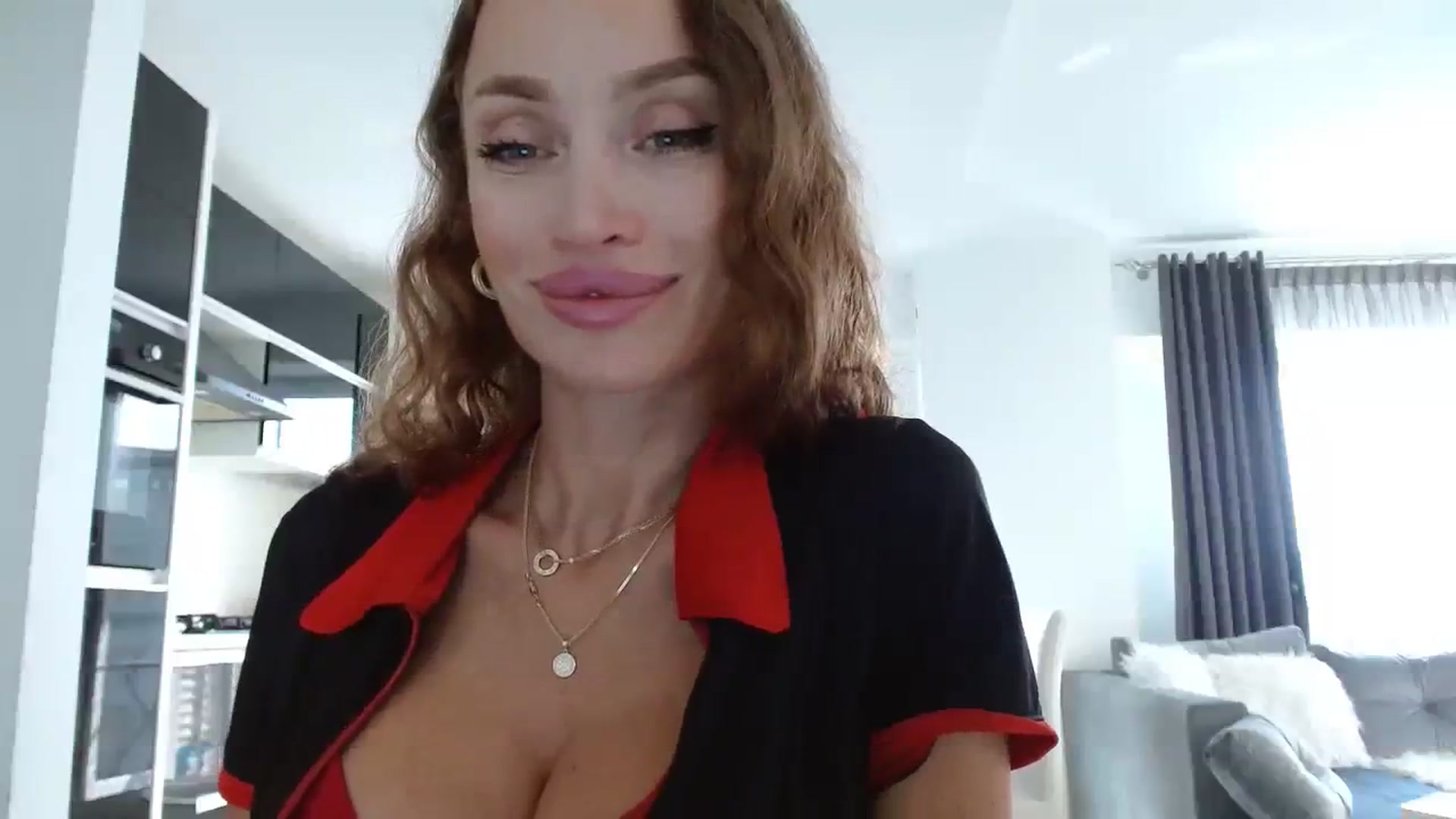 Gallery image thumbnail from Anayys's myfreecams stream on, 08/17/2023, 14:14 image 5 of 20