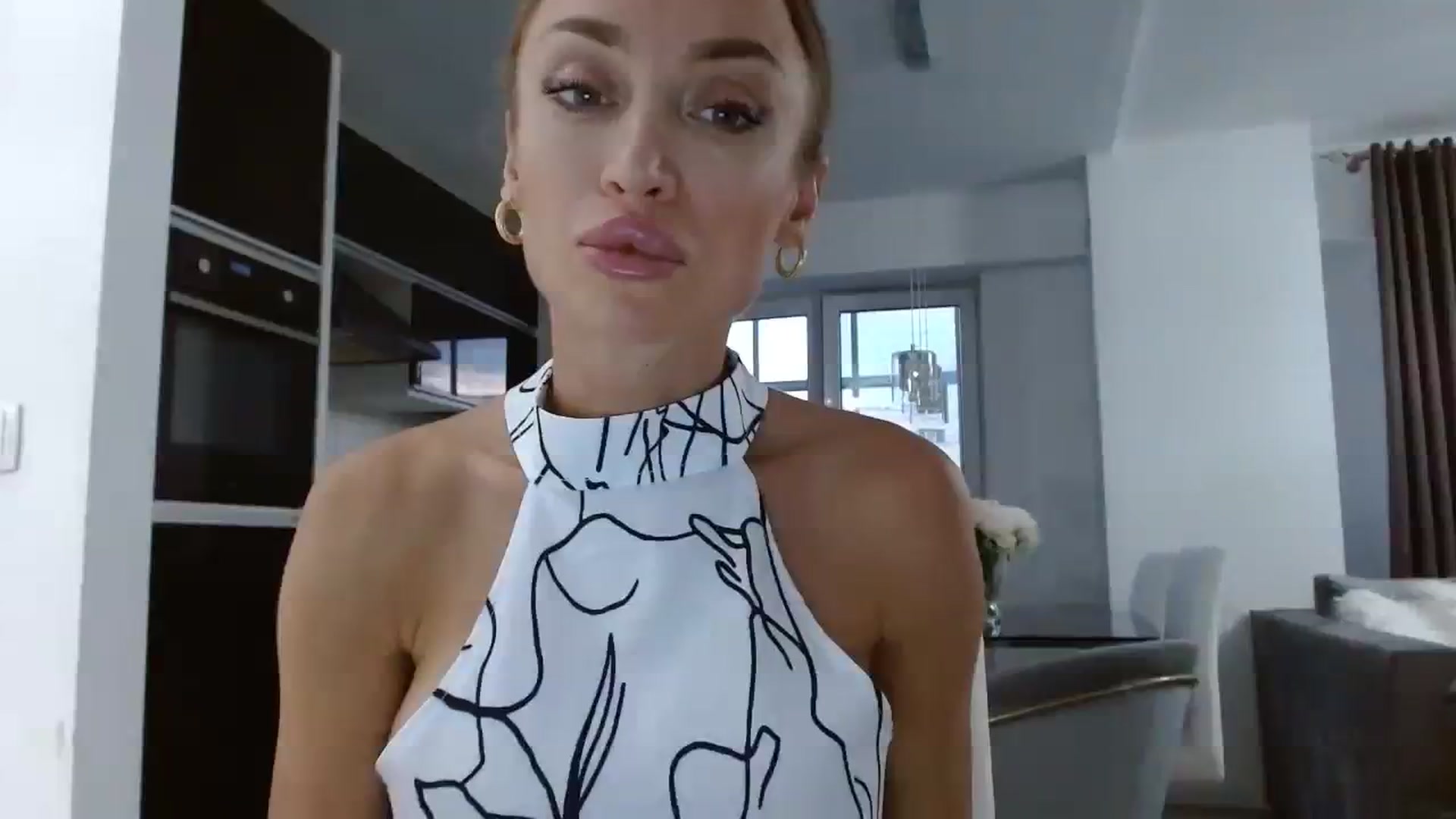Gallery image thumbnail from Anayys's myfreecams stream on, 08/23/2023, 16:34 image 16 of 20