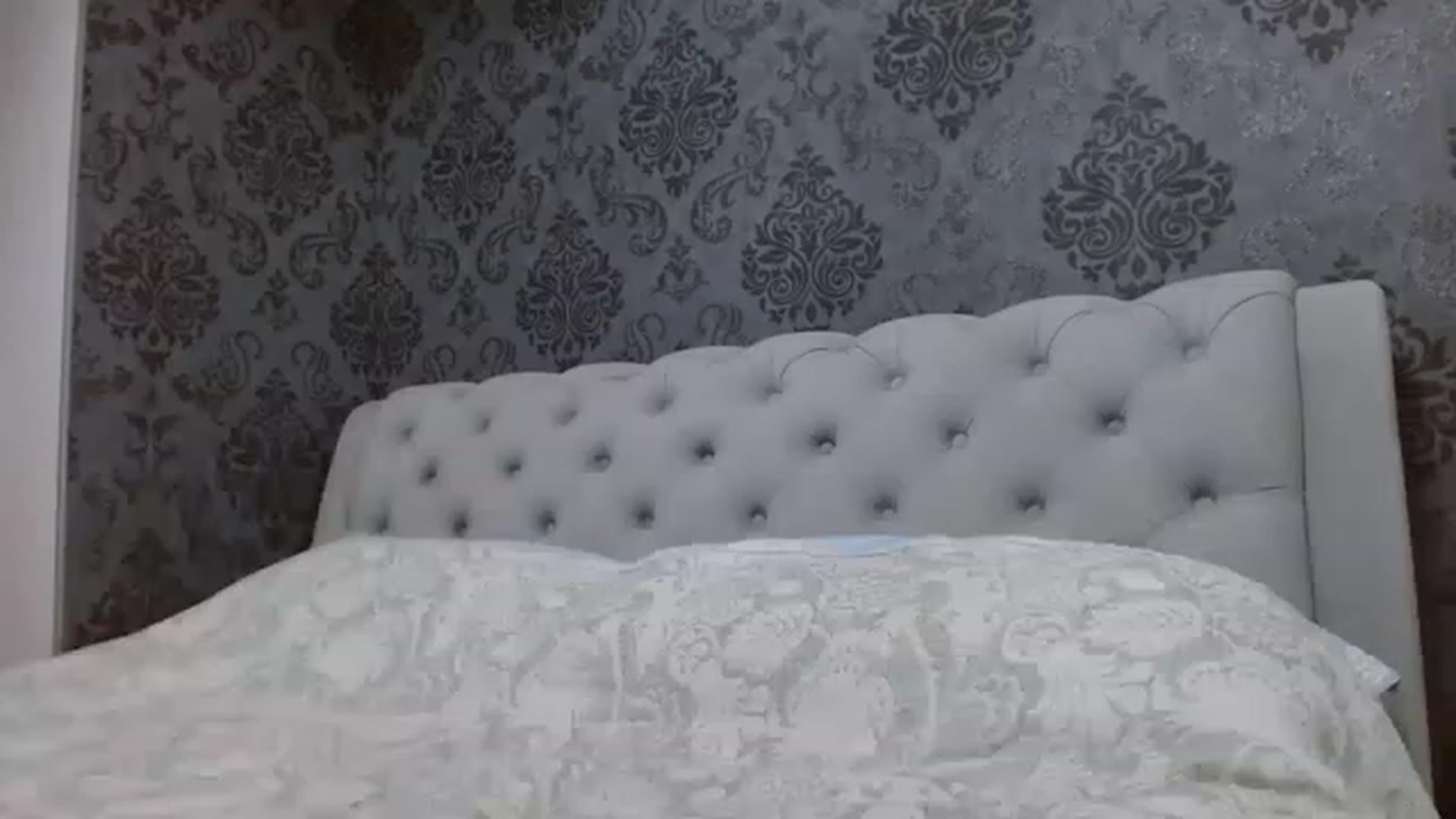 Gallery image thumbnail from Anayys's myfreecams stream on, 08/24/2023, 19:38 image 17 of 20