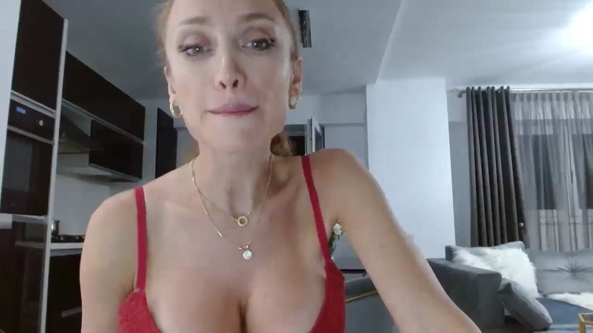 Gallery image thumbnail from Anayys's myfreecams stream on, 08/28/2023, 24:00 image 10 of 20