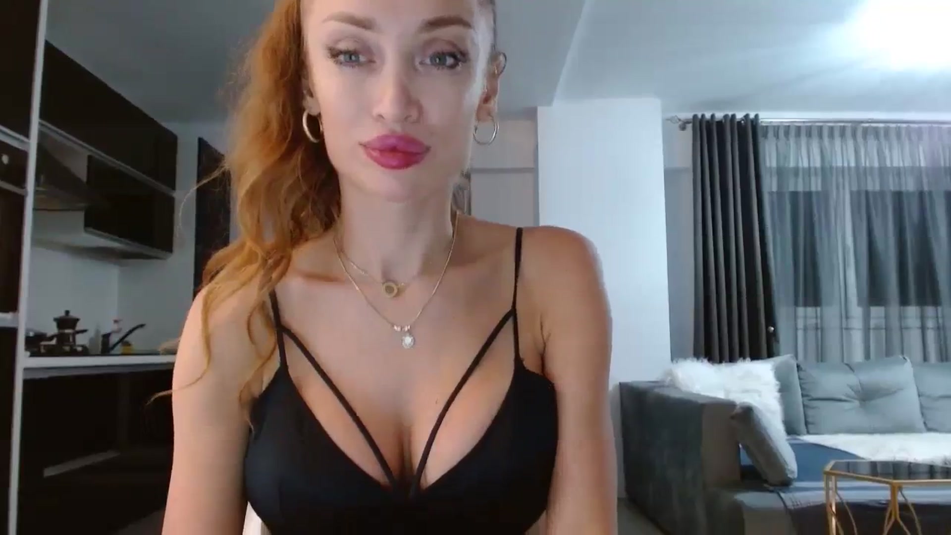 Gallery image thumbnail from Anayys's myfreecams stream on, 09/04/2023, 22:49 image 14 of 20