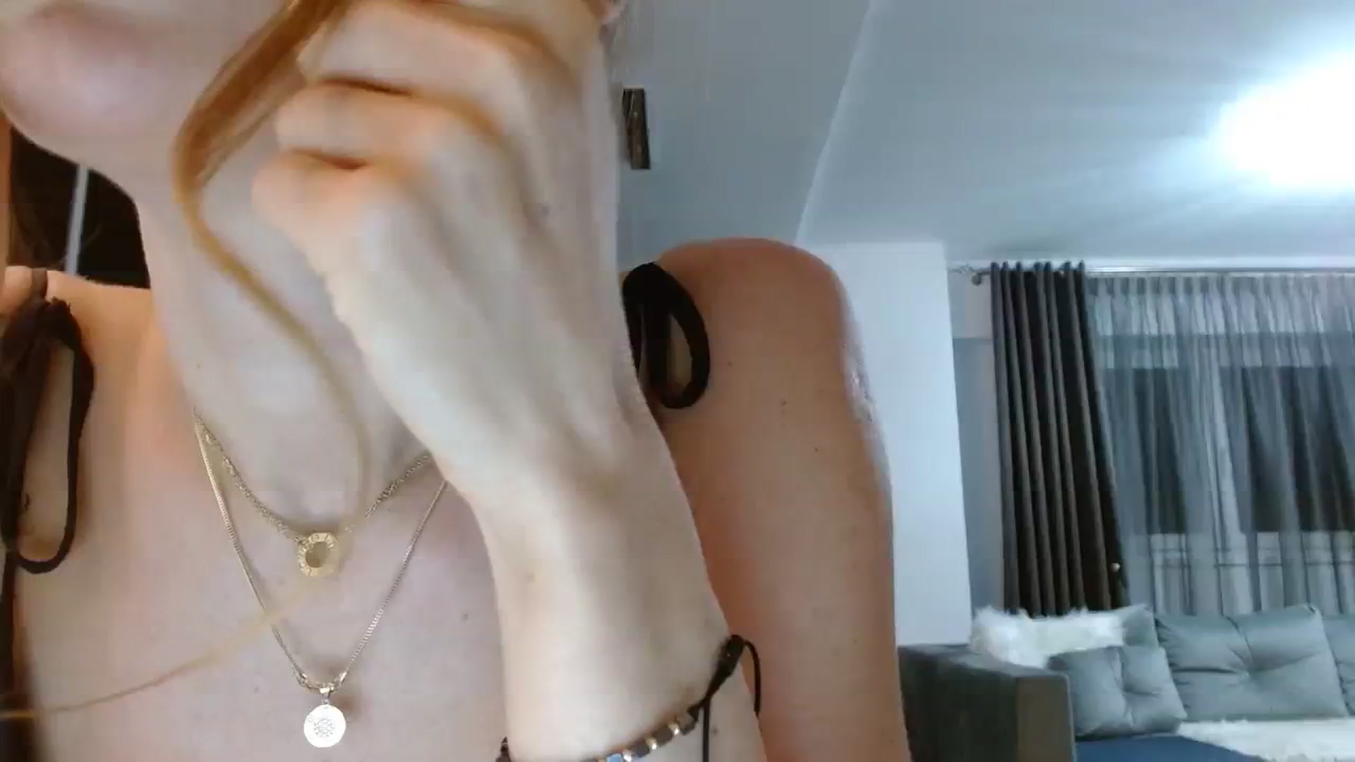 Gallery image thumbnail from Anayys's myfreecams stream on, 09/05/2023, 23:09 image 1 of 20