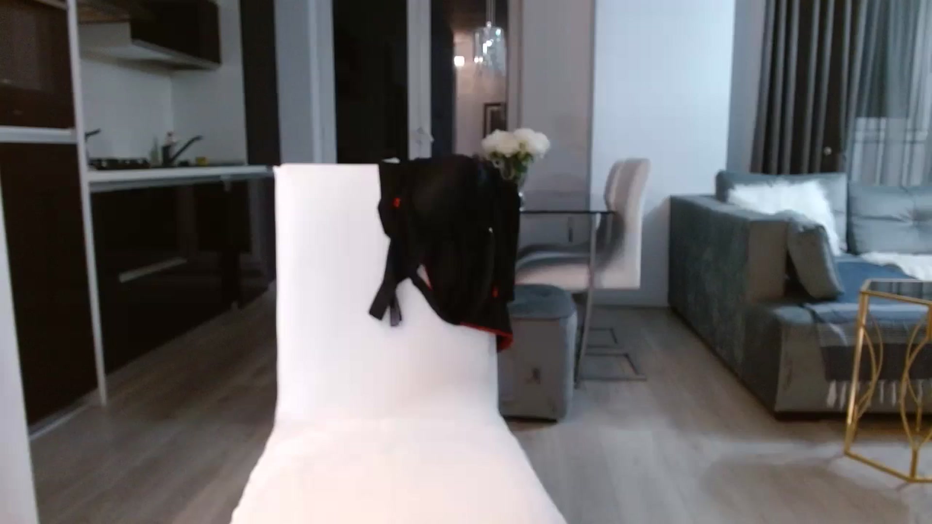 Gallery image thumbnail from Anayys's myfreecams stream on, 10/05/2023, 01:25 image 6 of 20