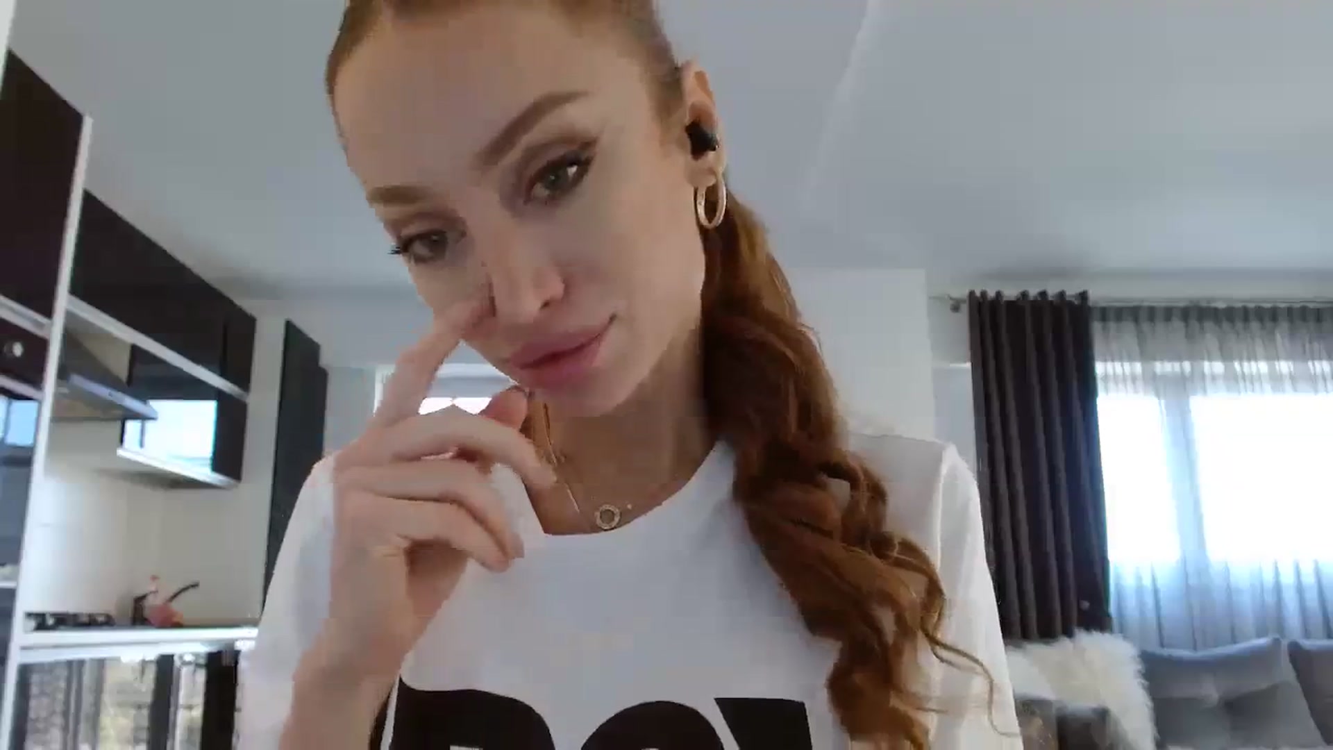 Gallery image thumbnail from Anayys's myfreecams stream on, 10/11/2023, 11:57 image 16 of 20