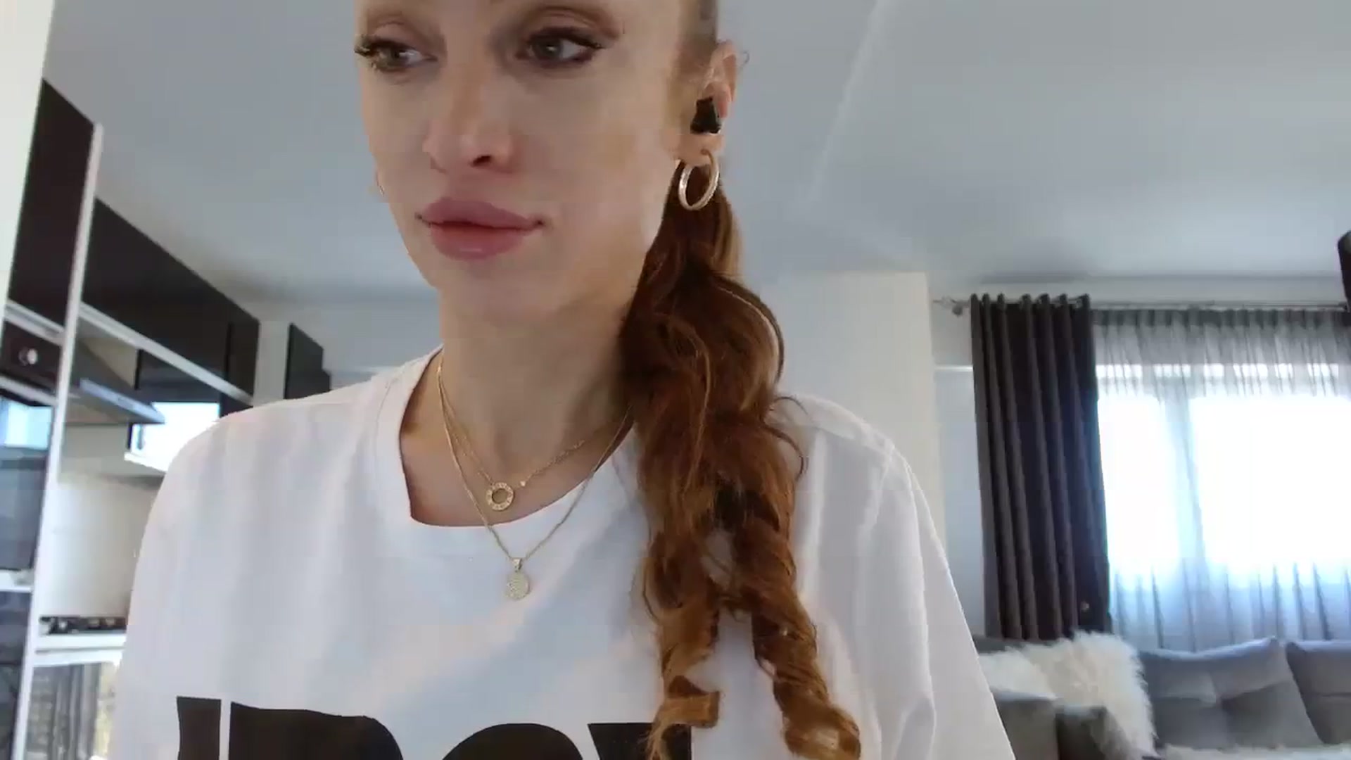 Gallery image thumbnail from Anayys's myfreecams stream on, 10/11/2023, 11:57 image 8 of 20