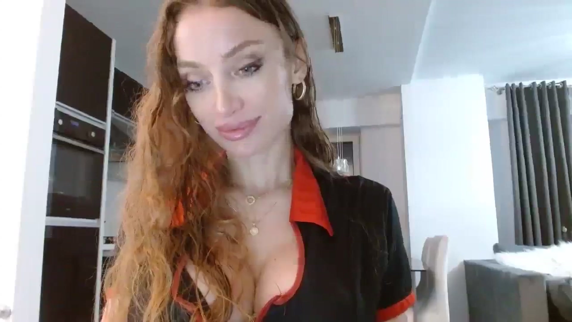 Gallery image thumbnail from Anayys's myfreecams stream on, 10/11/2023, 19:07 image 7 of 20
