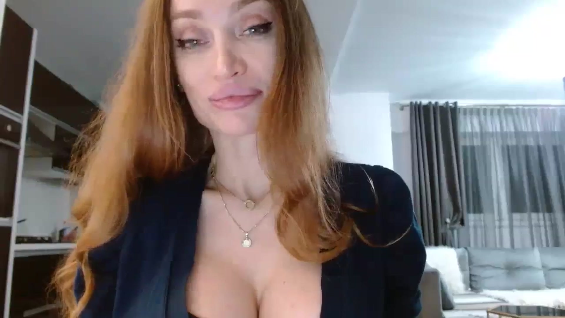 Gallery image thumbnail from Anayys's myfreecams stream on, 11/13/2023, 04:09 image 2 of 20