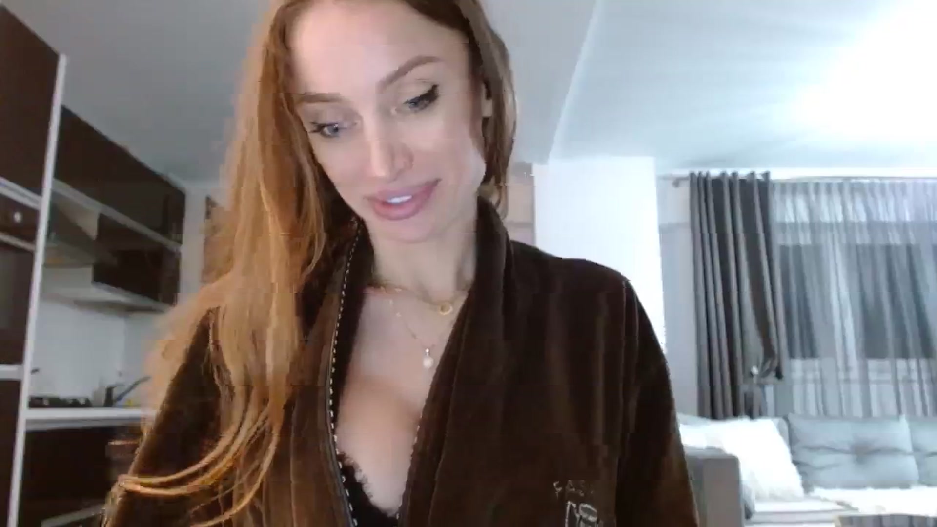 Gallery image thumbnail from Anayys's myfreecams stream on, 11/14/2023, 02:19 image 4 of 20