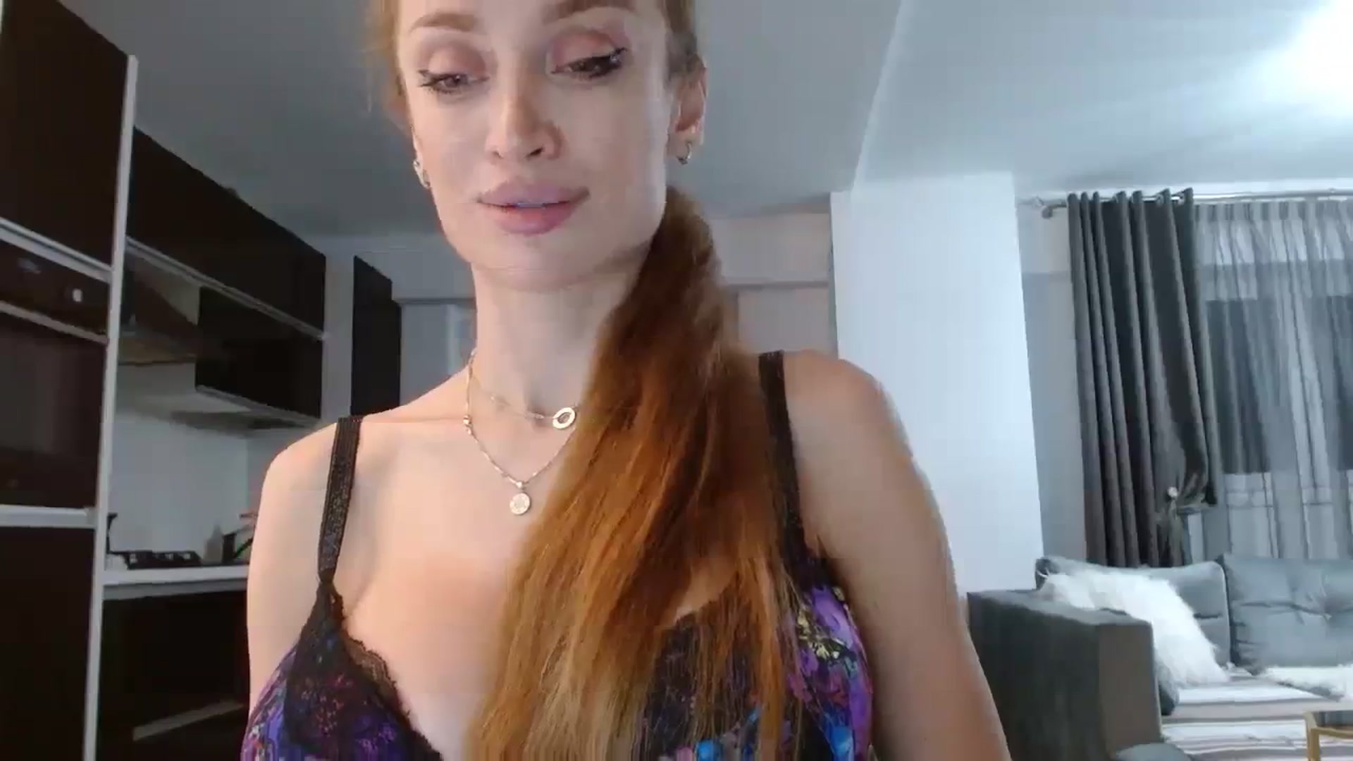 Gallery image thumbnail from Anayys's myfreecams stream on, 11/15/2023, 24:27 image 16 of 20