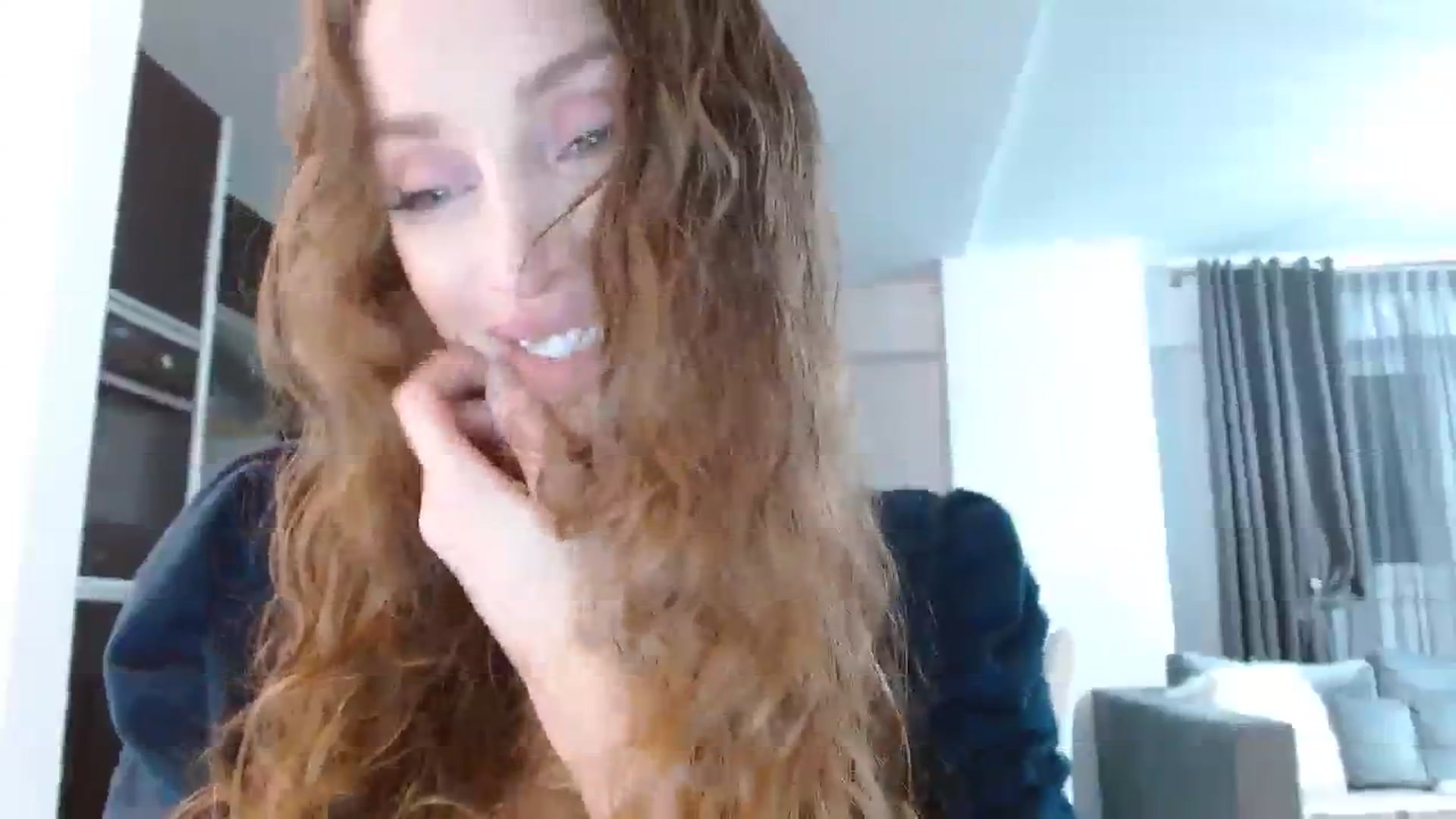 Gallery image thumbnail from Anayys's myfreecams stream on, 11/16/2023, 22:44 image 4 of 20