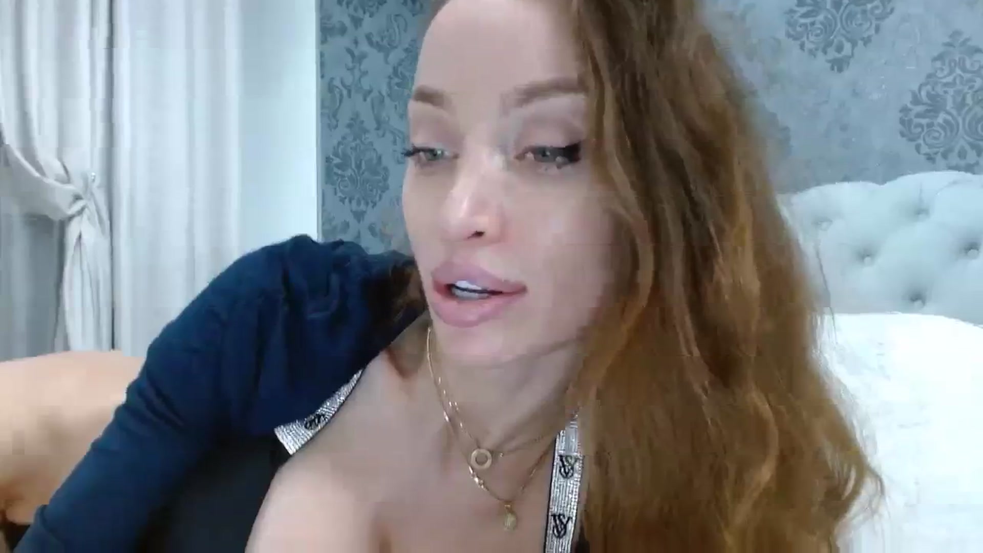 Gallery image thumbnail from Anayys's myfreecams stream on, 12/02/2023, 23:21 image 12 of 20