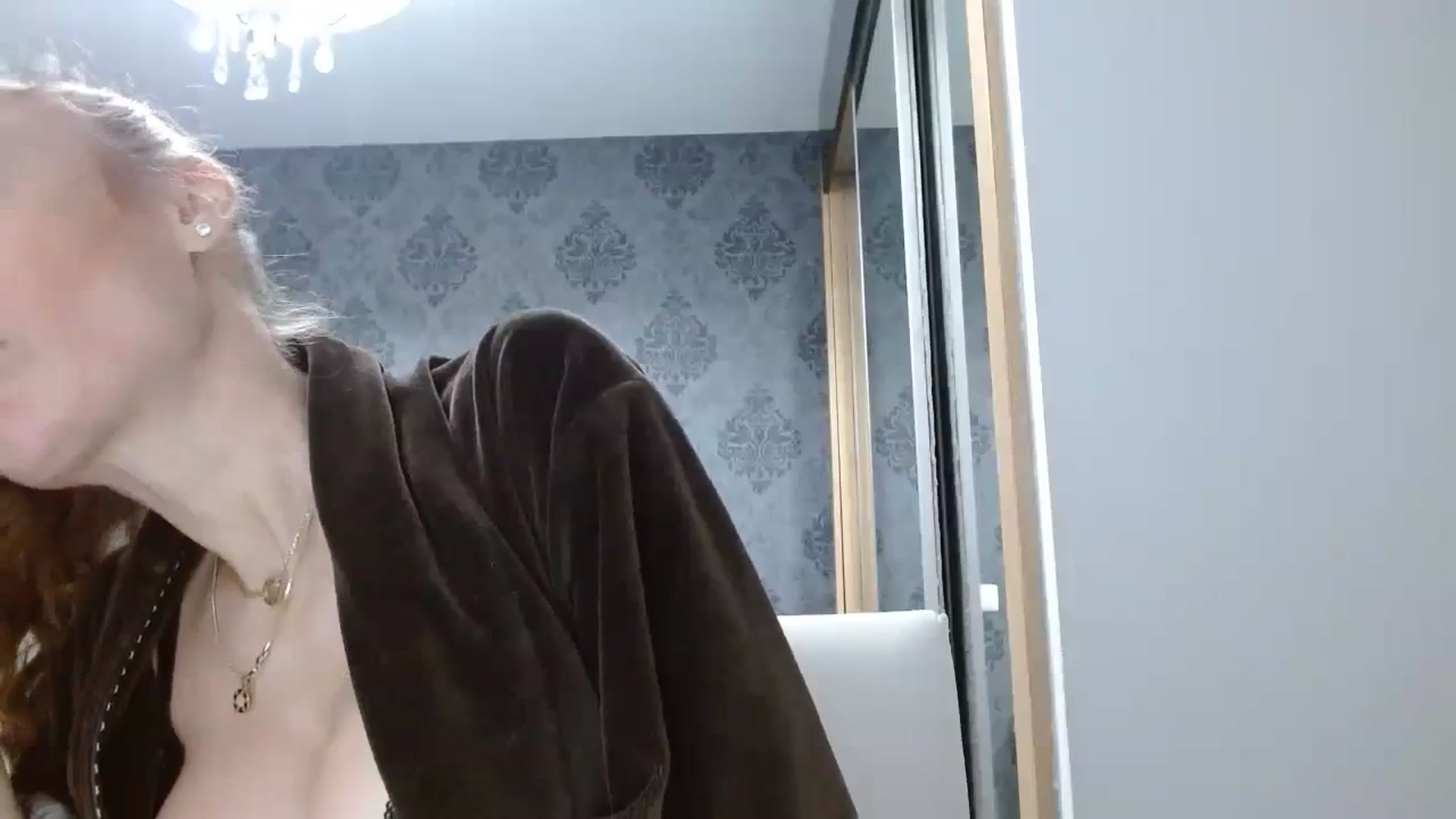 Gallery image thumbnail from Anayys's myfreecams stream on, 12/03/2023, 22:24 image 2 of 20