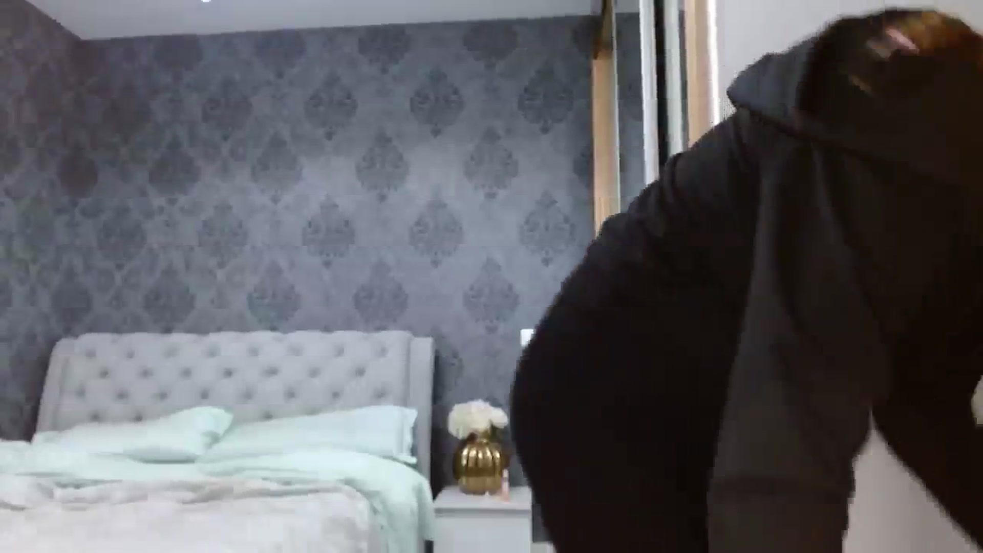 Gallery image thumbnail from Anayys's myfreecams stream on, 12/13/2023, 04:25 image 12 of 20