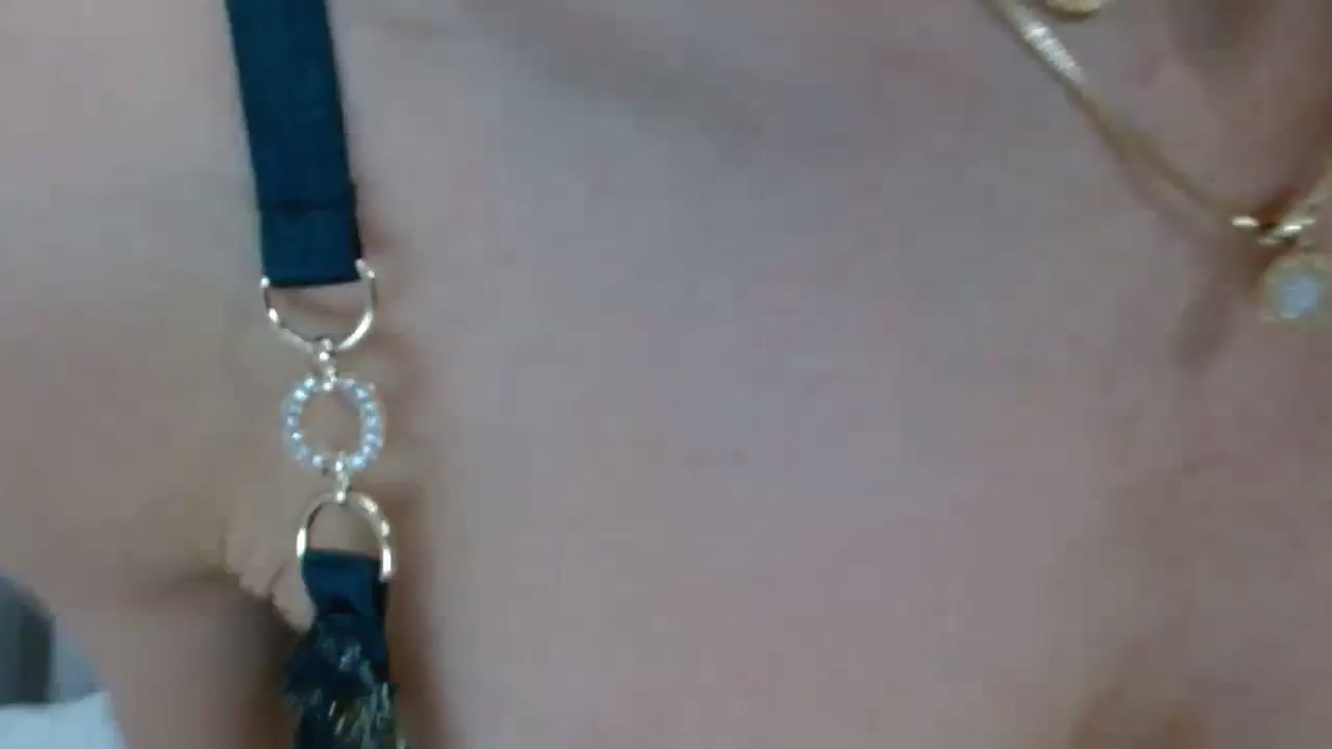 Gallery image thumbnail from Anayys's myfreecams stream on, 12/17/2023, 20:34 image 1 of 20