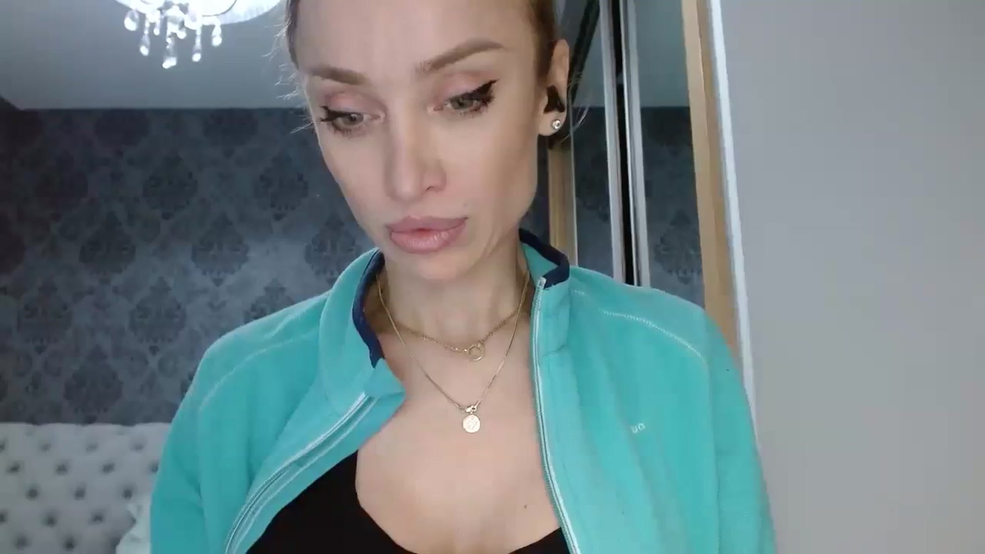 Gallery image thumbnail from Anayys's myfreecams stream on, 12/23/2023, 20:11 image 6 of 20