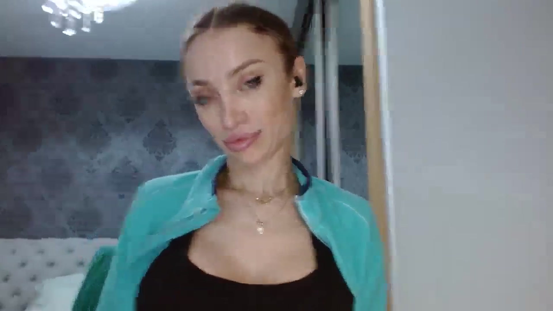Gallery image thumbnail from Anayys's myfreecams stream on, 12/23/2023, 20:11 image 8 of 20