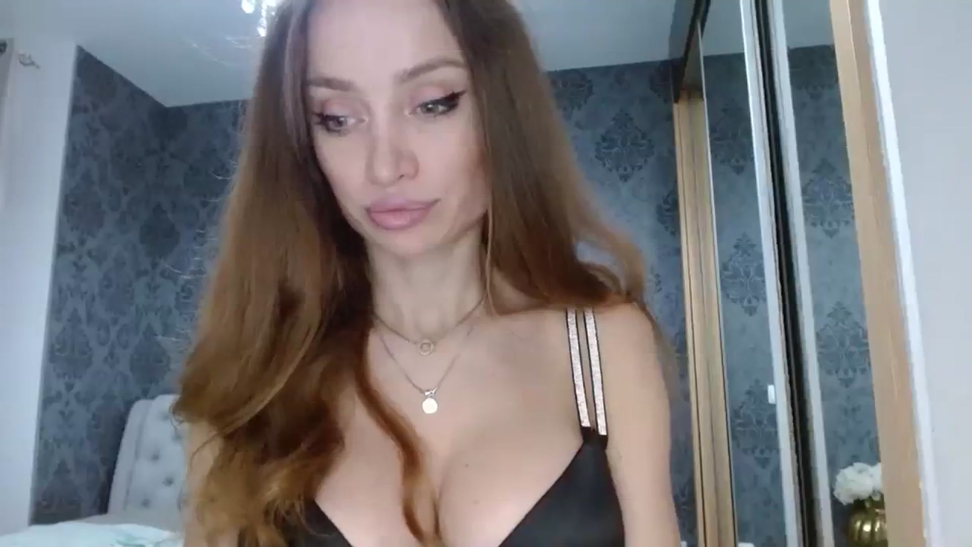 Gallery image thumbnail from Anayys's myfreecams stream on, 12/23/2023, 23:11 image 13 of 20