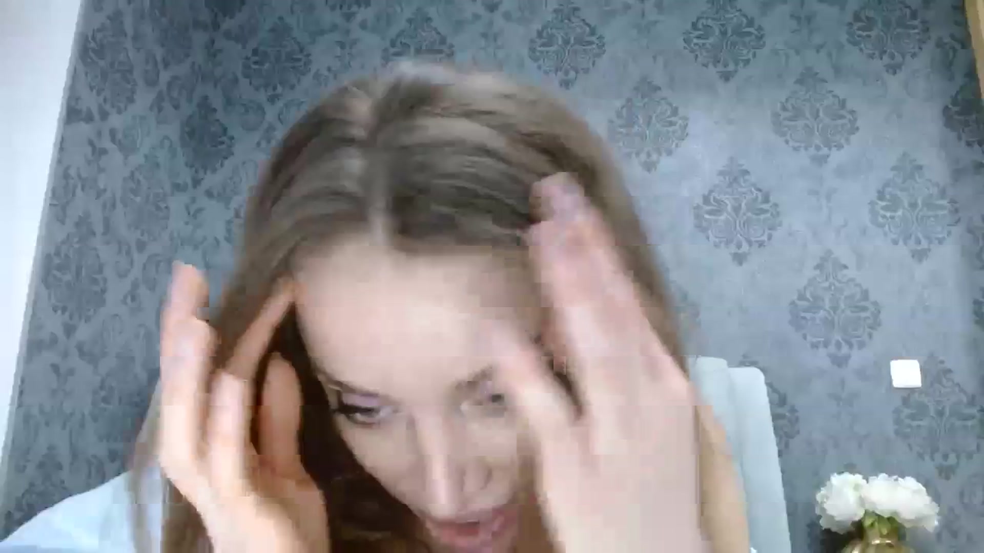 Gallery image thumbnail from Anayys's myfreecams stream on, 01/03/2024, 22:31 image 16 of 20