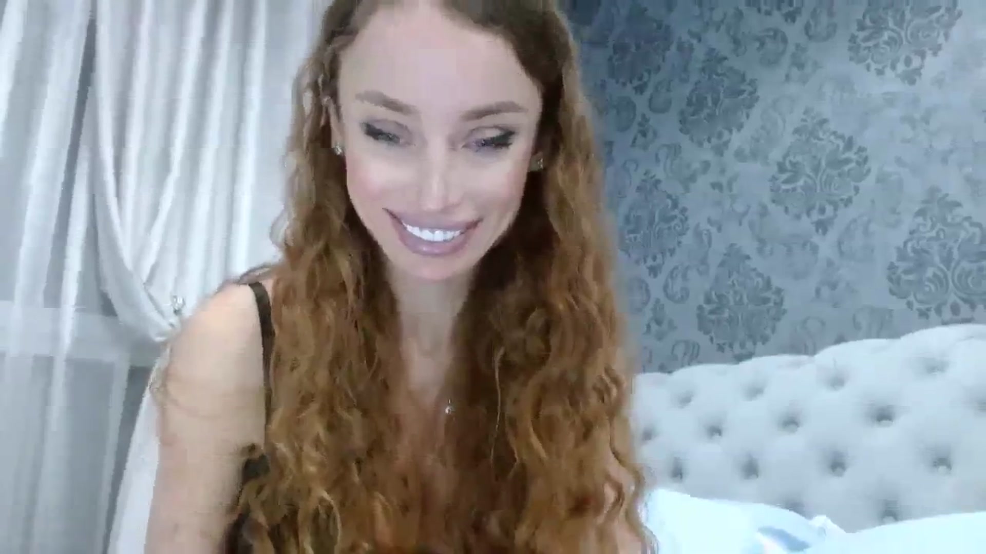 Gallery image thumbnail from Anayys's myfreecams stream on, 01/11/2024, 23:33 image 18 of 20