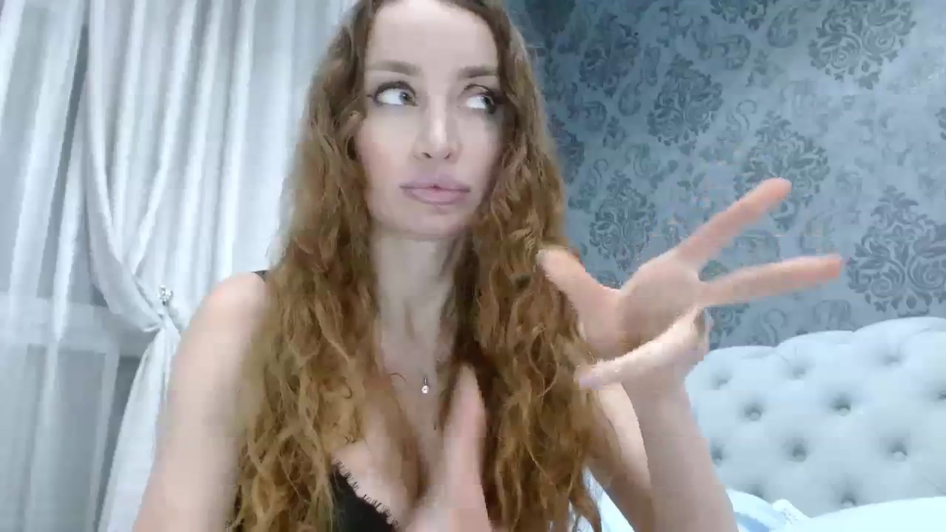 Gallery image thumbnail from Anayys's myfreecams stream on, 01/11/2024, 23:33 image 13 of 20