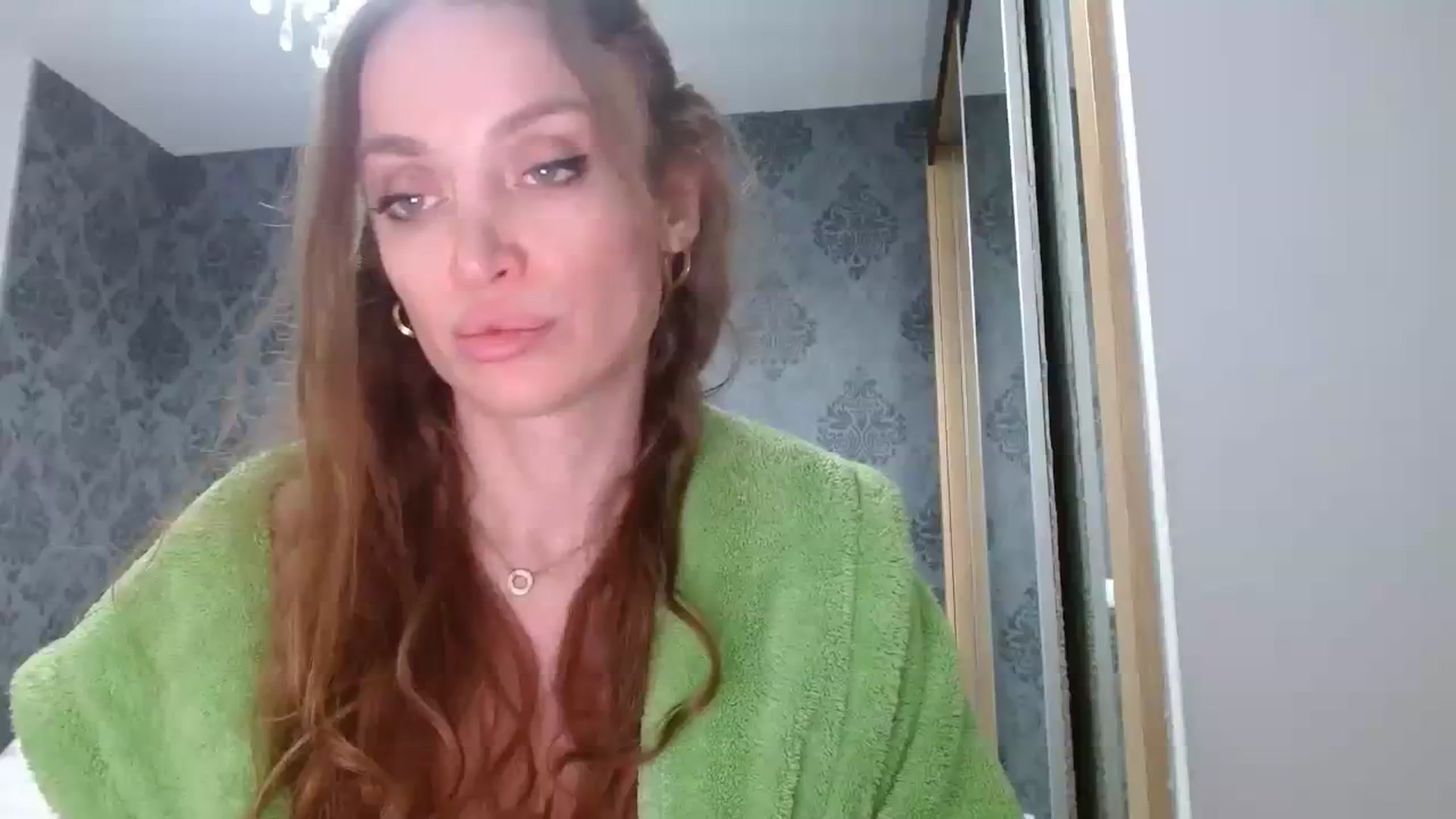 Gallery image thumbnail from Anayys's myfreecams stream on, 02/20/2024, 14:54 image 7 of 20