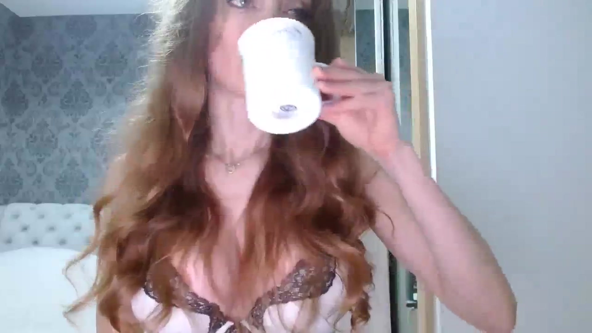 Gallery image thumbnail from Anayys's myfreecams stream on, 03/04/2024, 05:13 image 6 of 20