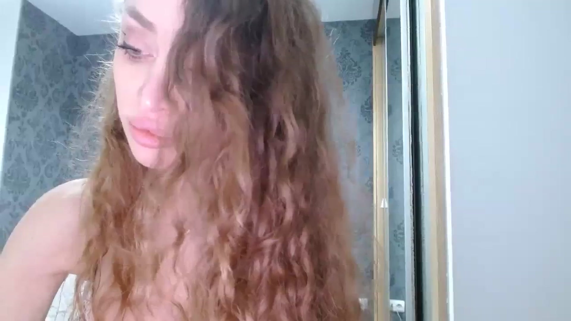 Gallery image thumbnail from Anayys's myfreecams stream on, 03/08/2024, 07:06 image 19 of 20