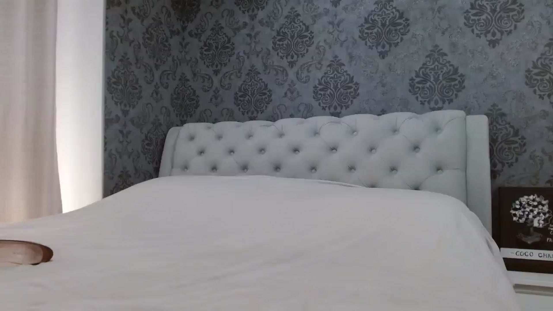 Gallery image thumbnail from Anayys's myfreecams stream on, 03/09/2024, 09:01 image 7 of 20