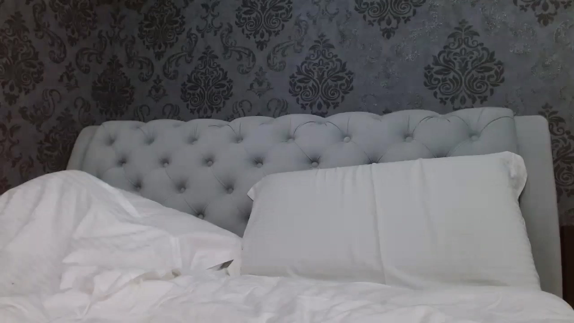 Gallery image thumbnail from Anayys's myfreecams stream on, 03/13/2024, 04:35 image 10 of 20