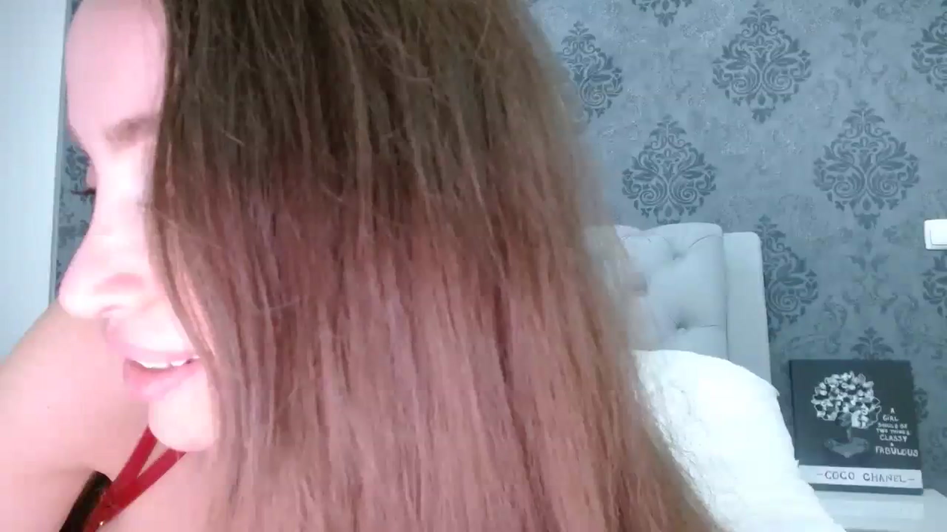 Gallery image thumbnail from Anayys's myfreecams stream on, 03/18/2024, 02:58 image 12 of 20