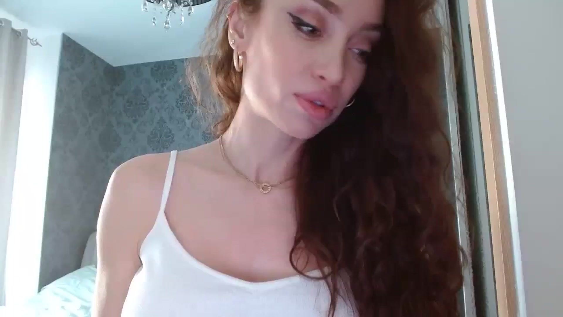 Gallery image thumbnail from Anayys's myfreecams stream on, 04/12/2024, 12:34 image 1 of 20