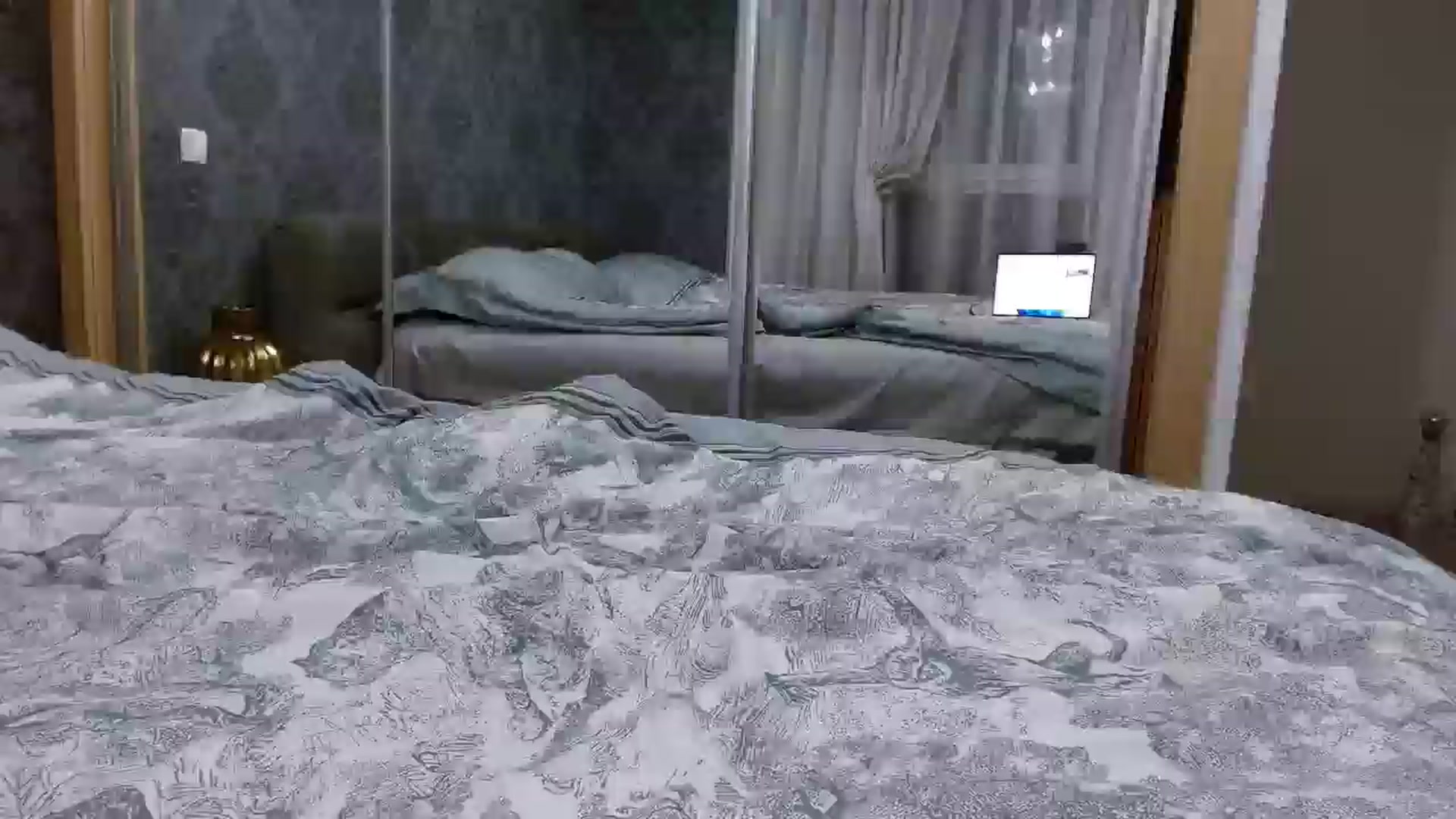 Gallery image thumbnail from Anayys's myfreecams stream on, 05/24/2024, 23:58 image 18 of 20