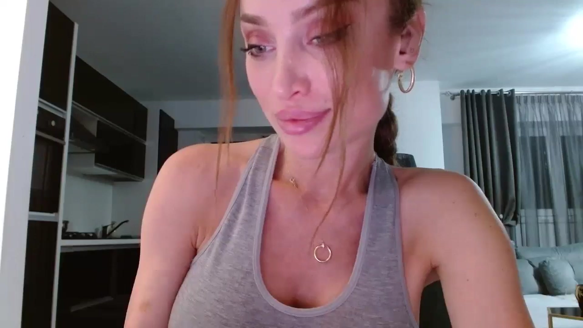 Gallery image thumbnail from Anayys's myfreecams stream on, 06/10/2024, 22:20 image 3 of 20
