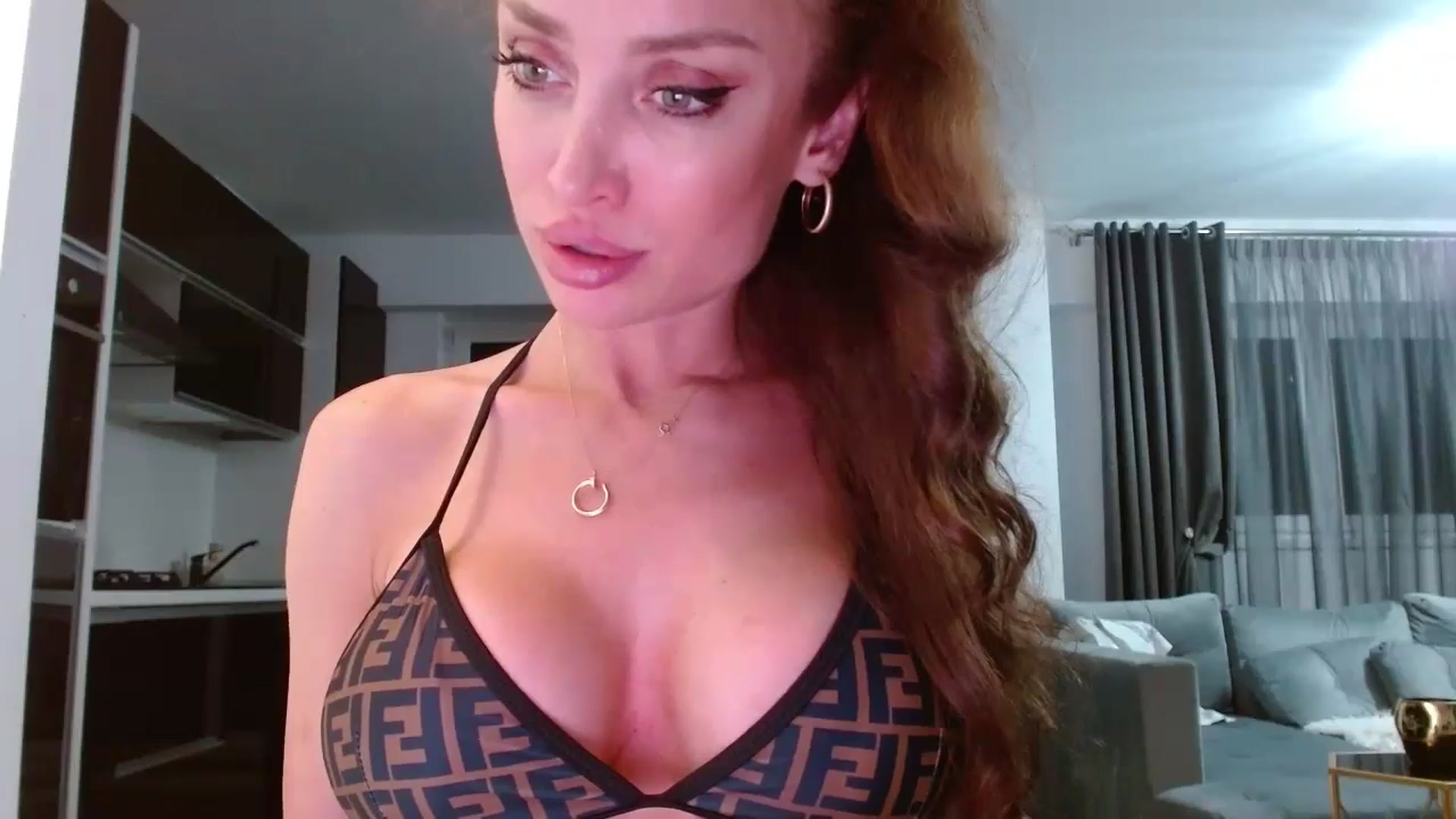 Gallery image thumbnail from Anayys's myfreecams stream on, 06/11/2024, 22:13 image 17 of 20