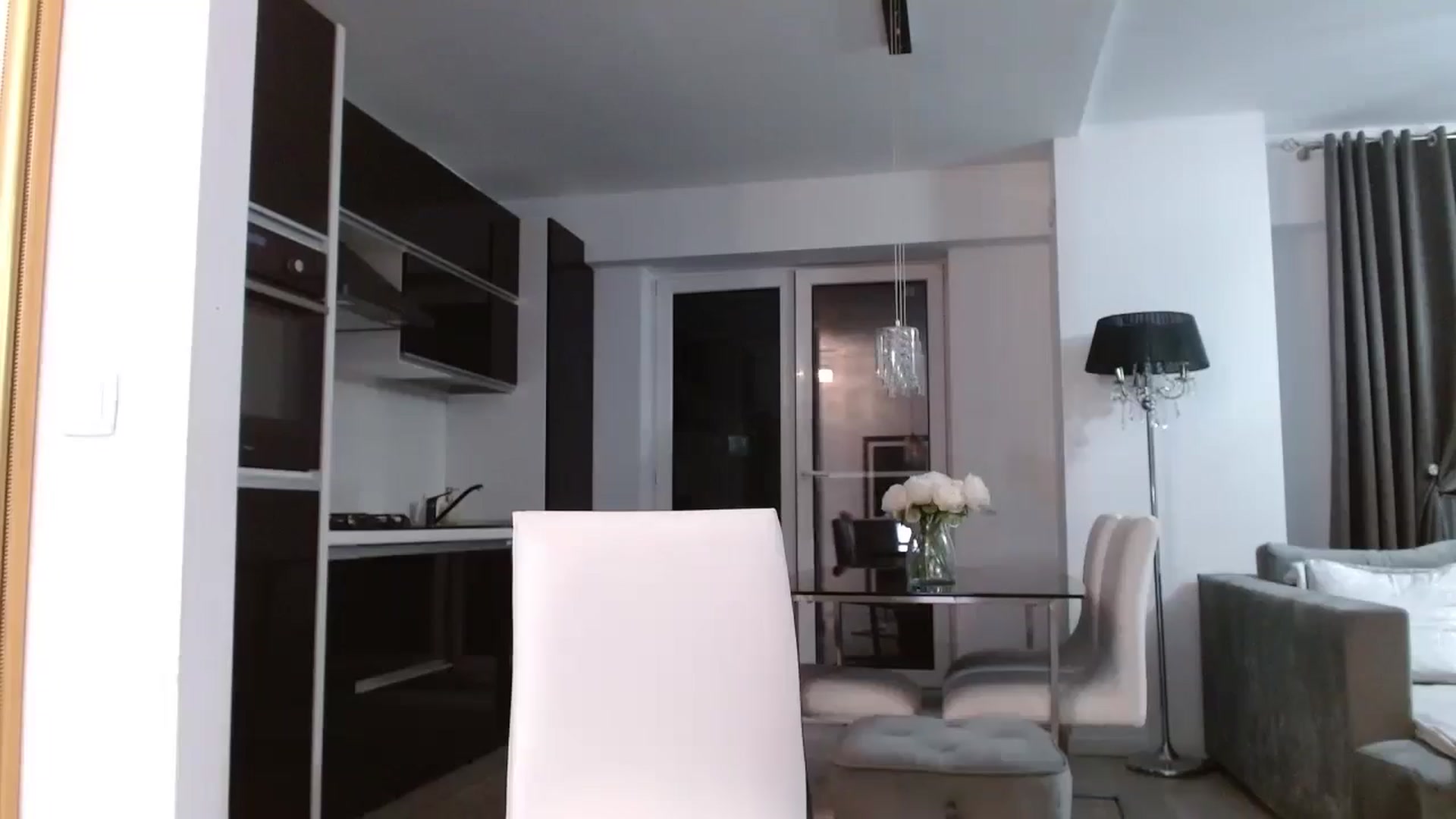 Gallery image thumbnail from Anayys's myfreecams stream on, 06/20/2024, 21:13 image 18 of 20